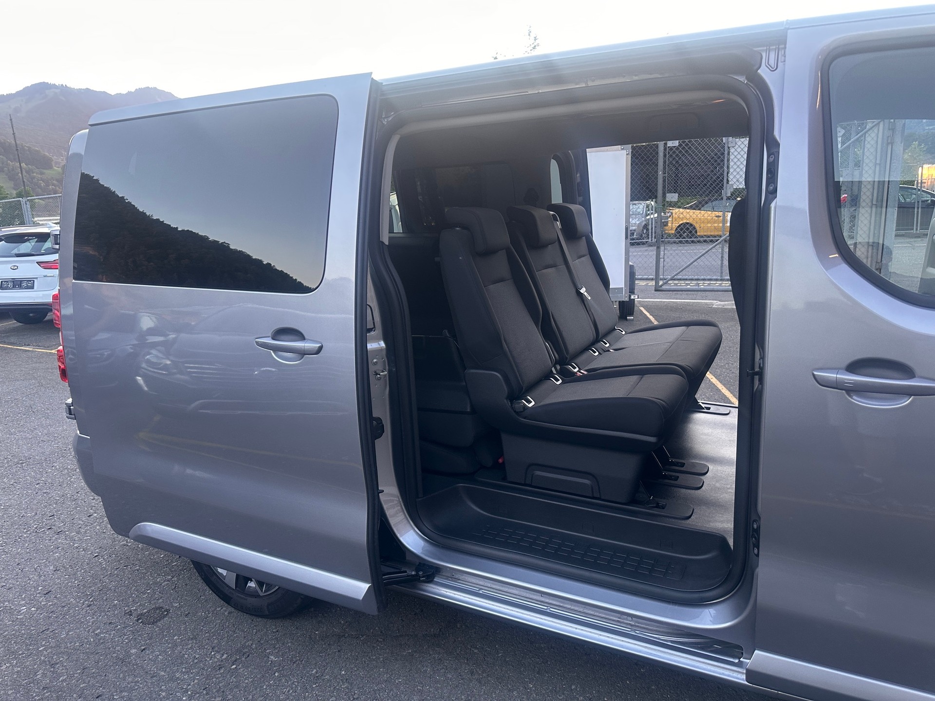 TOYOTA Proace Verso 2.0 D-4D Trend Long Aut.-image-10