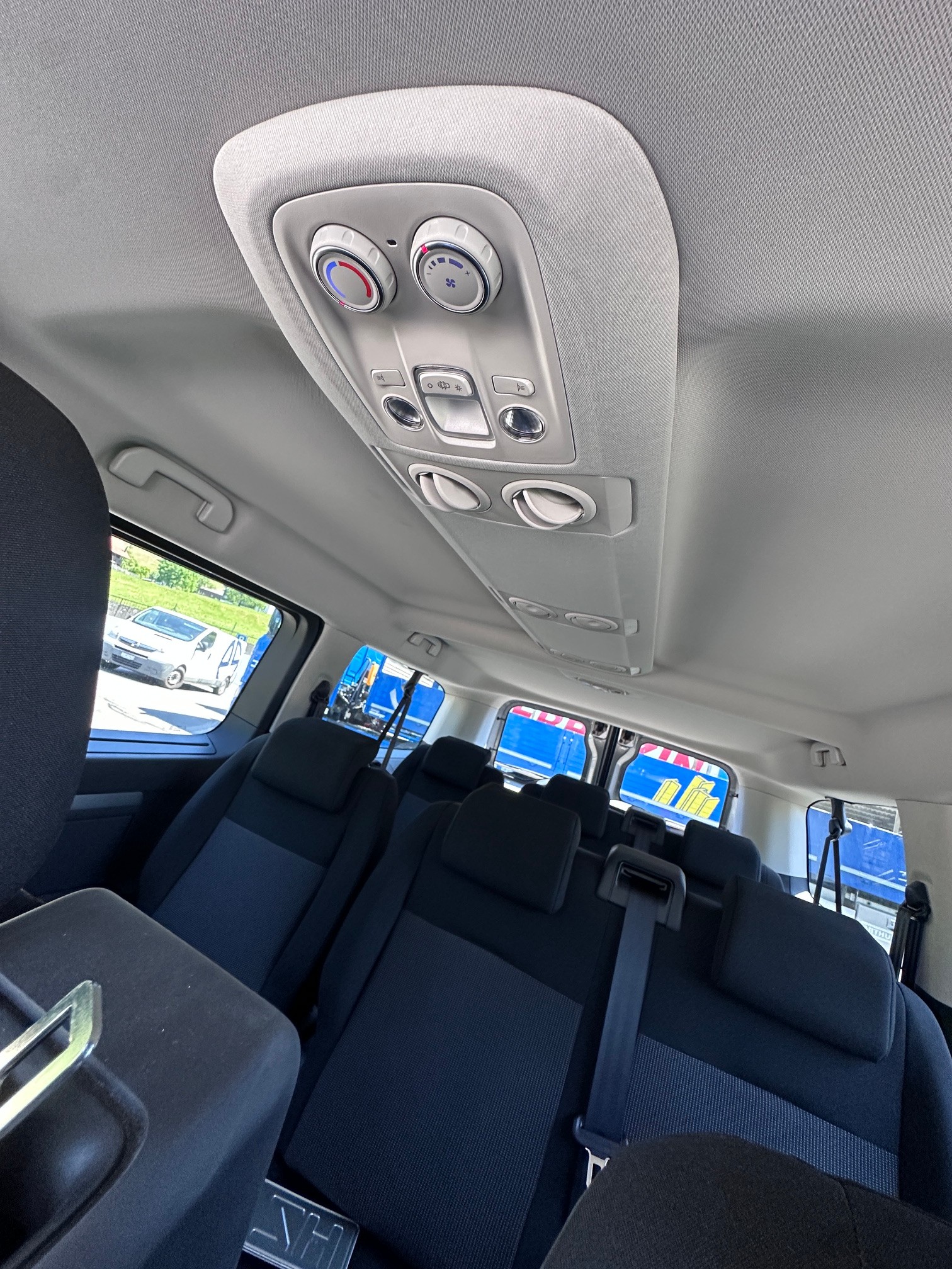 TOYOTA Proace Verso 2.0 D-4D Trend Long Aut. **SITZ-LENKRADHEIZUNG, **SPUR ASSISTENT,TEMPOMAT** DACH KLIMA FÜR FAHR GÄSTE***-image-12