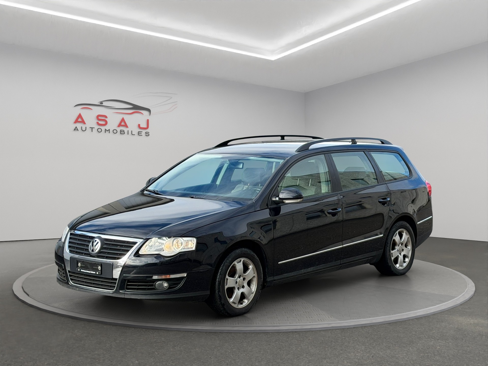 VW Passat Variant 2.0 TDI Comfortline DSG-image-2