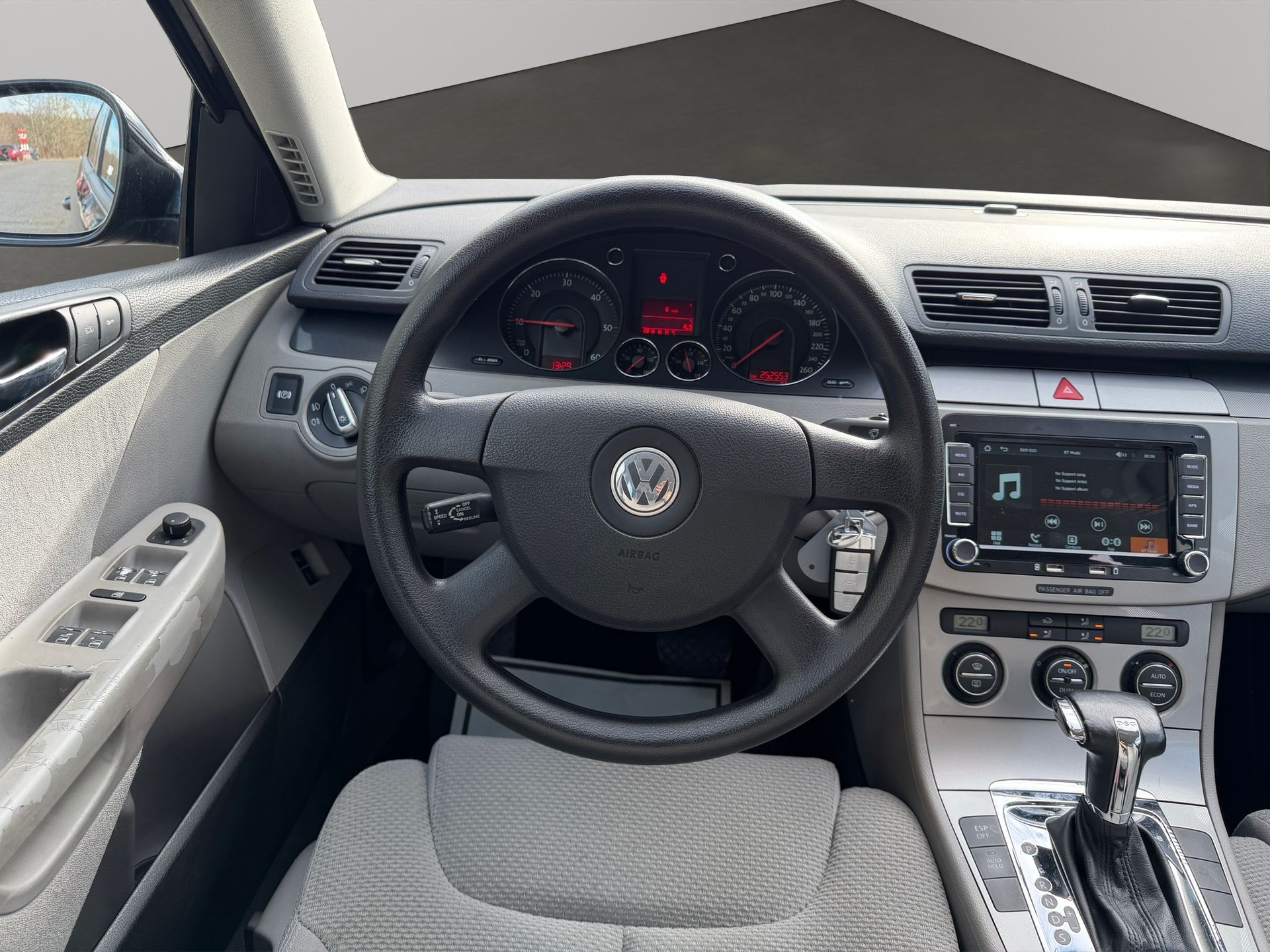 VW Passat Variant 2.0 TDI Comfortline DSG-image-7