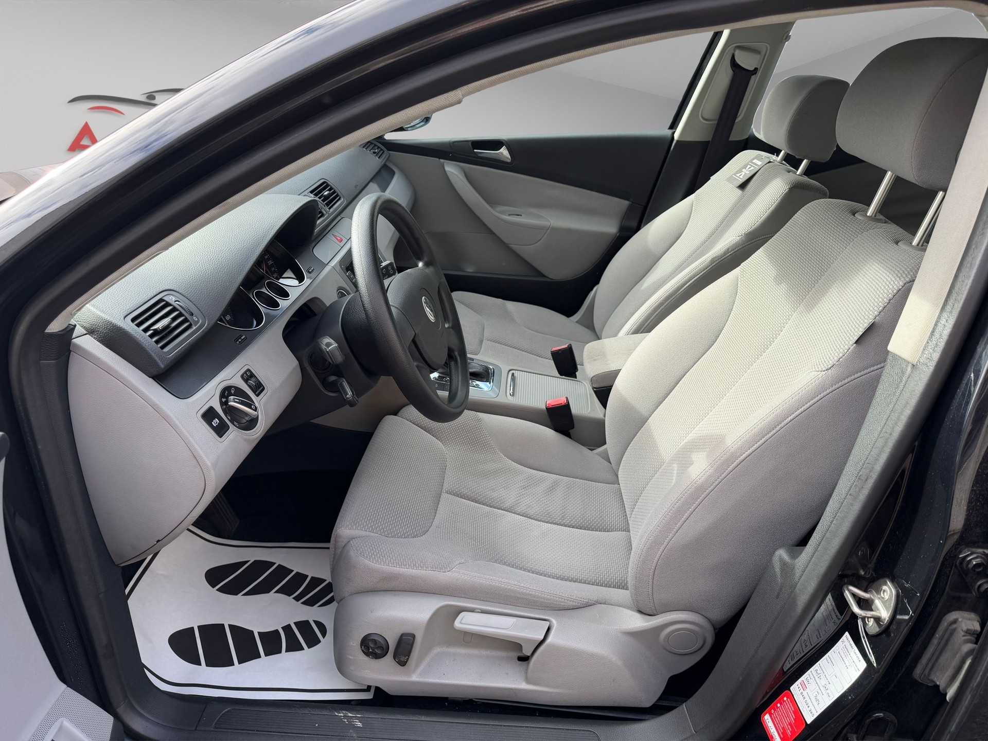 VW Passat Variant 2.0 TDI Comfortline DSG-image-9