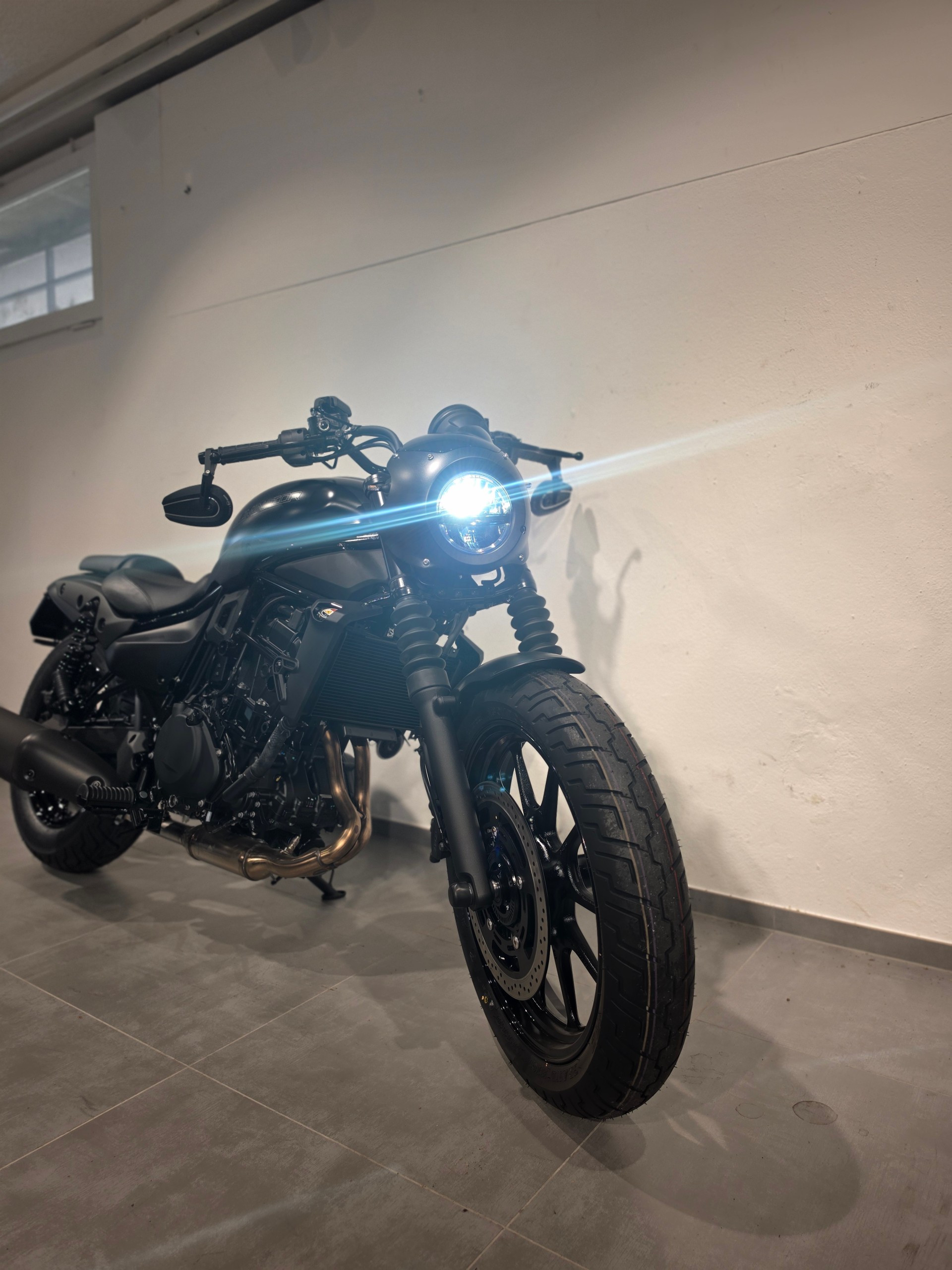 KAWASAKI Eliminator 500 SE-showroom-element-1