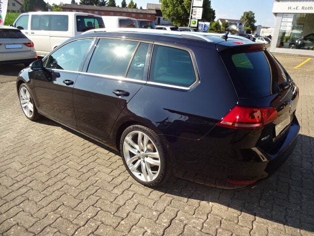 VW Golf Variant 1.4 TSI Highline DSG-image-2