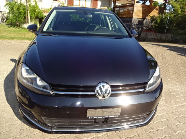 VW Golf Variant 1.4 TSI Highline DSG-image-7