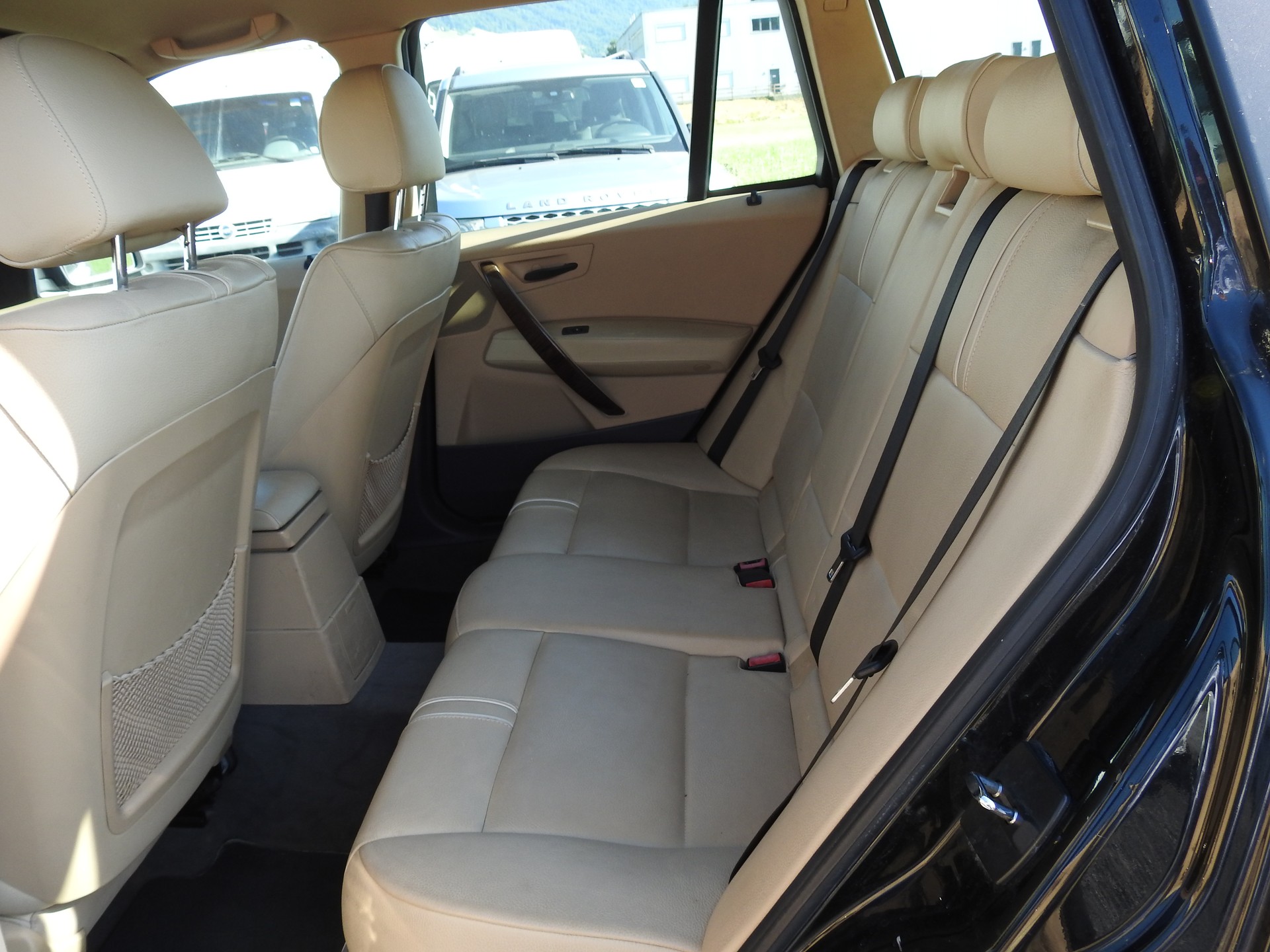 BMW X3 3.0i-image-14