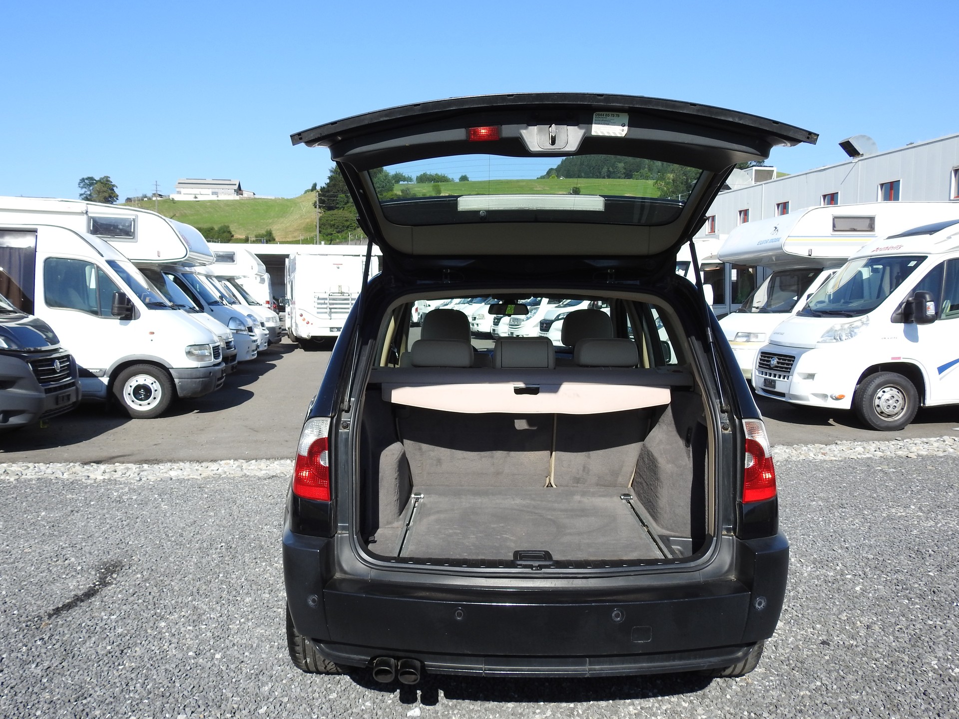 BMW X3 3.0i-image-9