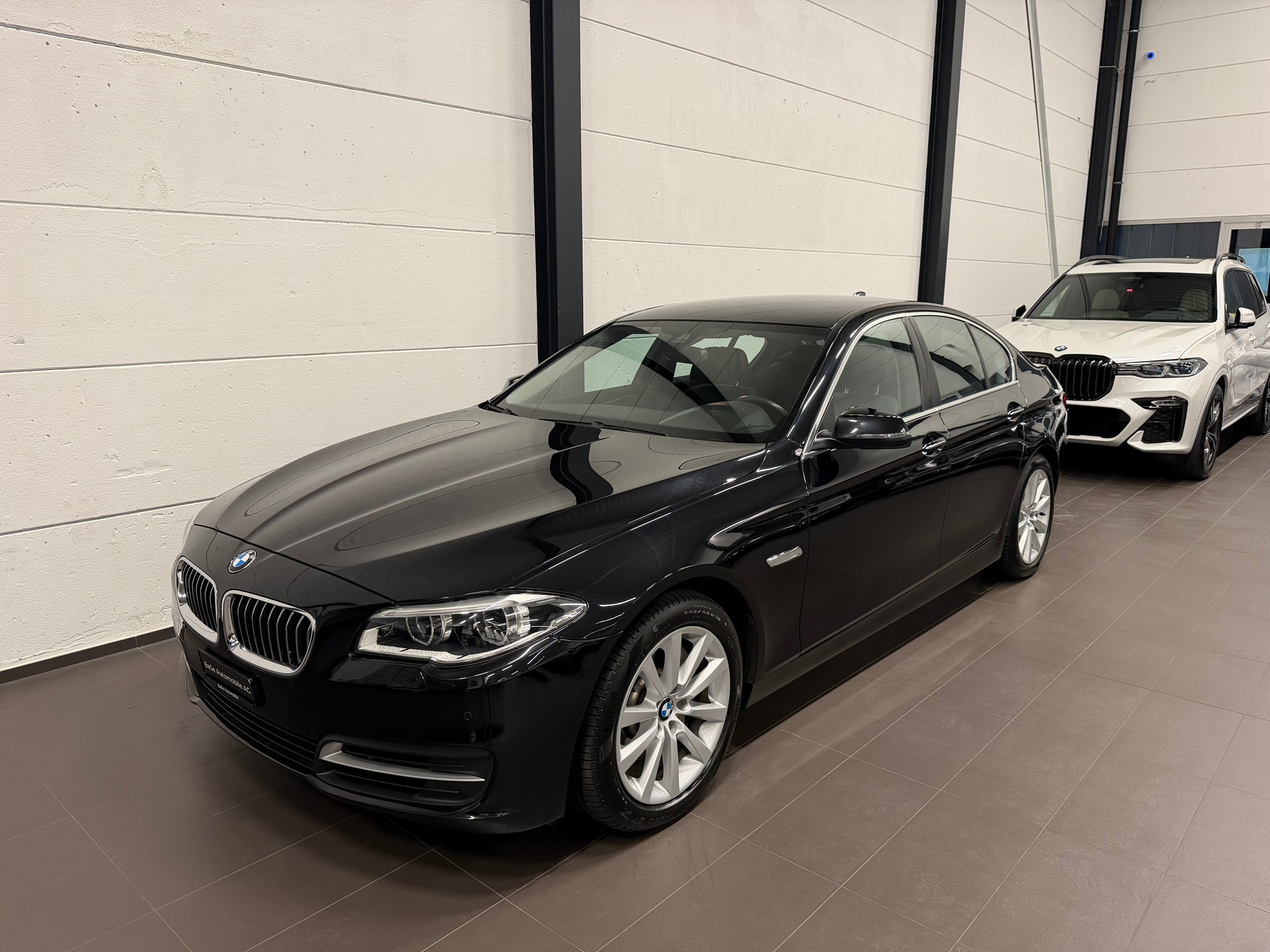 BMW 525d xDrive Steptronic-image-2