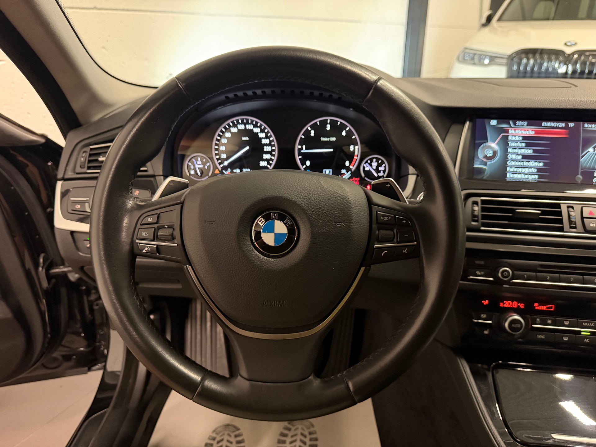 BMW 525d xDrive Steptronic-image-25