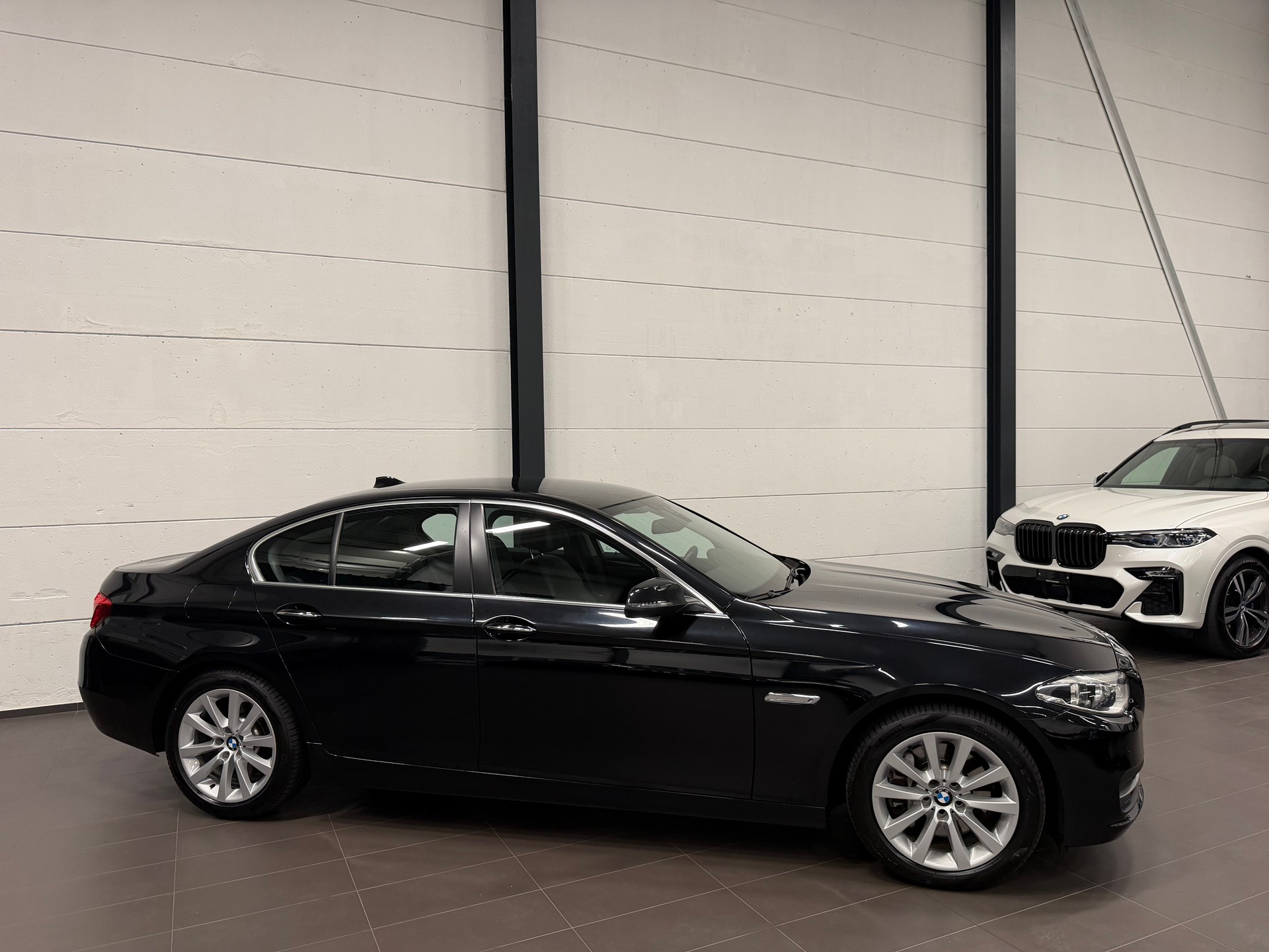 BMW 525d xDrive Steptronic-image-5