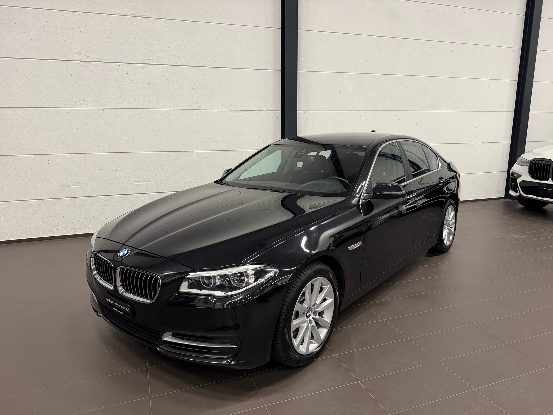 BMW 525d xDrive Steptronic-image-0
