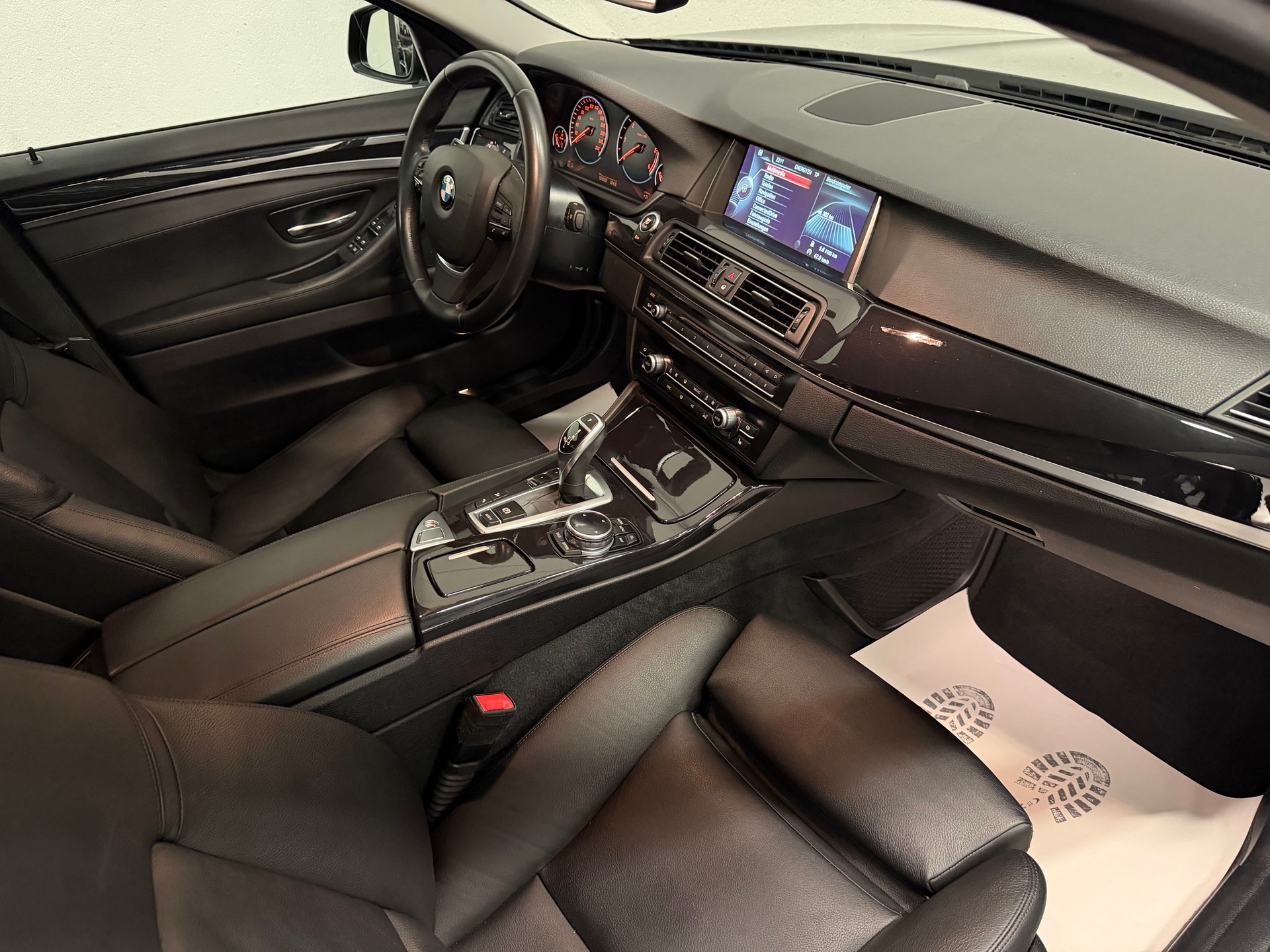 BMW 525d xDrive Steptronic-image-19