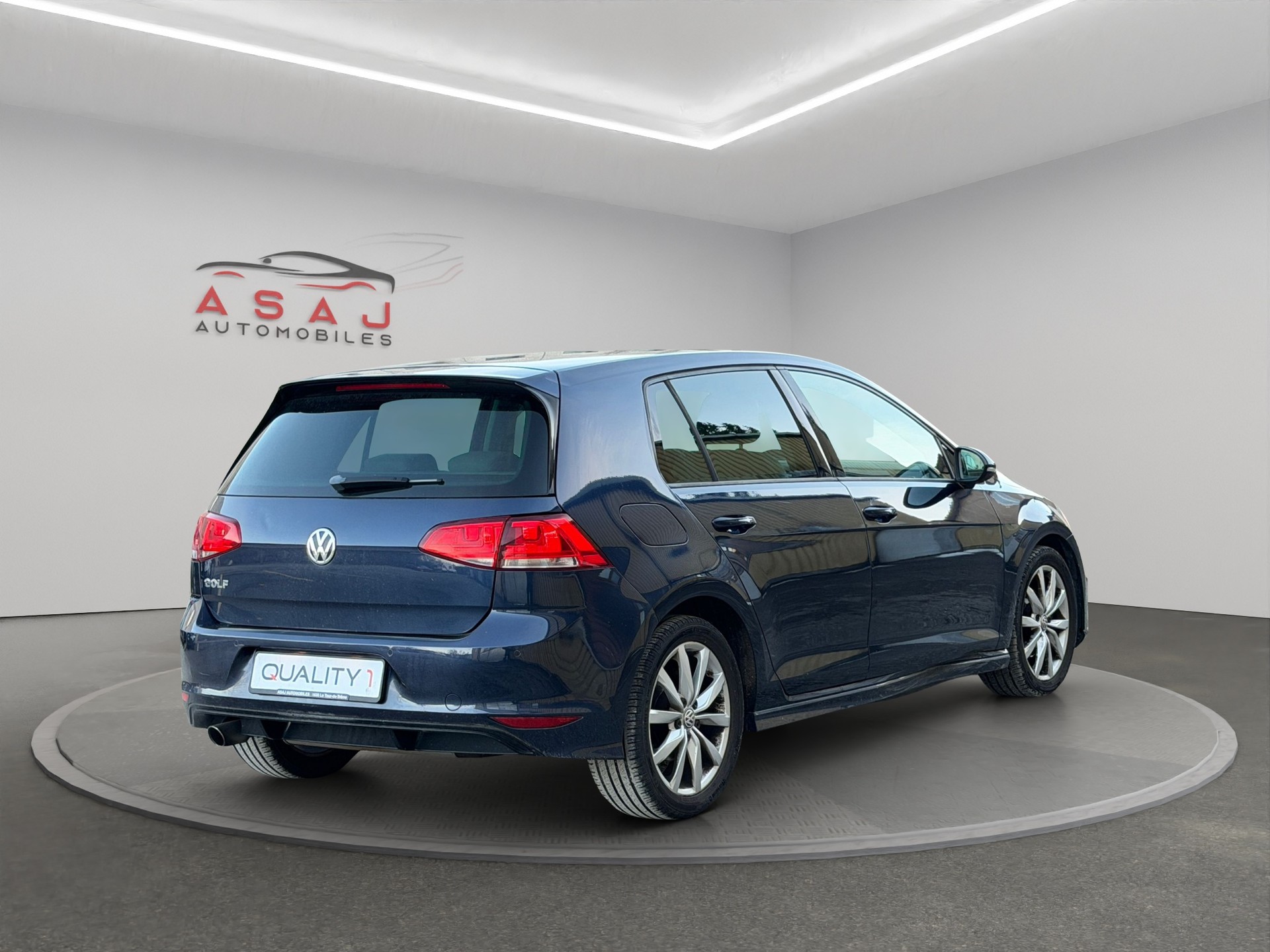 VW Golf 1.2 TSI Lounge R-Line-image-6