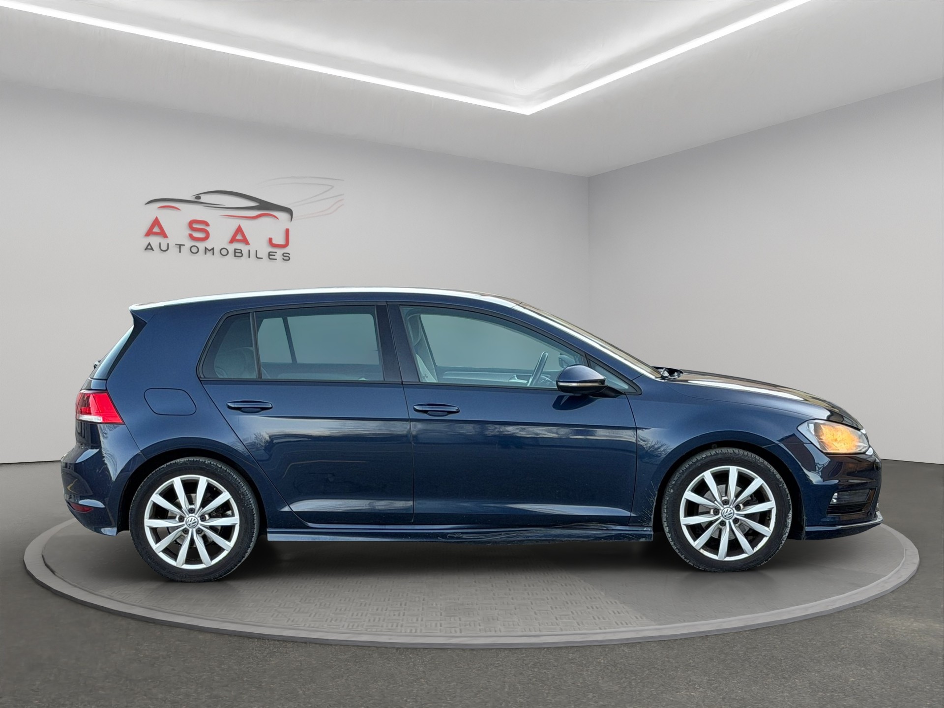 VW Golf 1.2 TSI Lounge R-Line-image-7