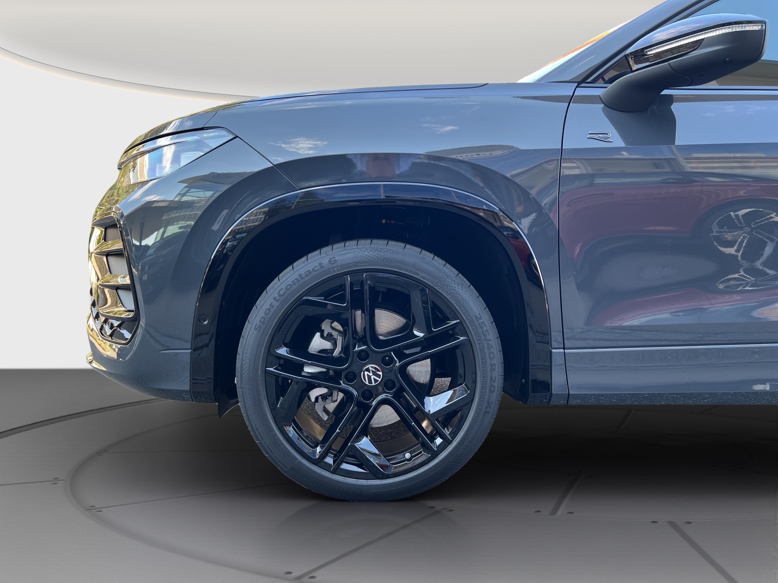 VW Tayron 2.0 TSI R-Line Plus DSG 4Motion-image-7