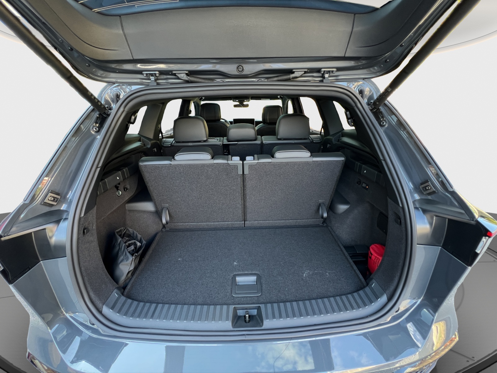 VW Tayron 2.0 TSI R-Line Plus DSG 4Motion-image-12