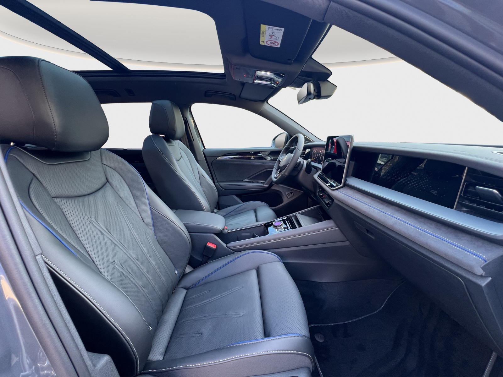 VW Tayron 2.0 TSI R-Line Plus DSG 4Motion-image-9