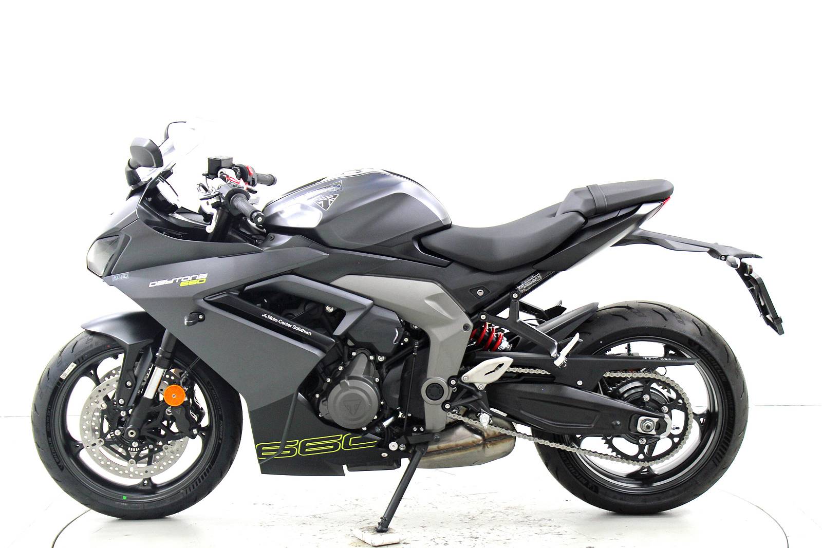 TRIUMPH Daytona 660 ABS-image-4
