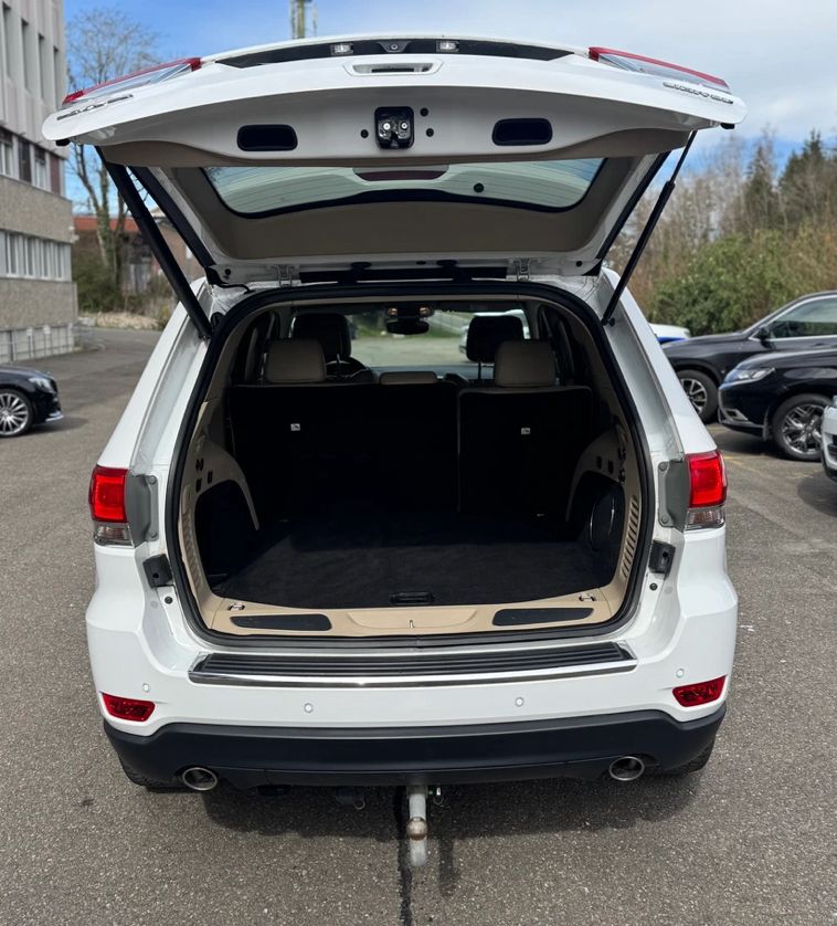 JEEP Grand Cherokee 3.0 CRD Limited Automatic-image-12