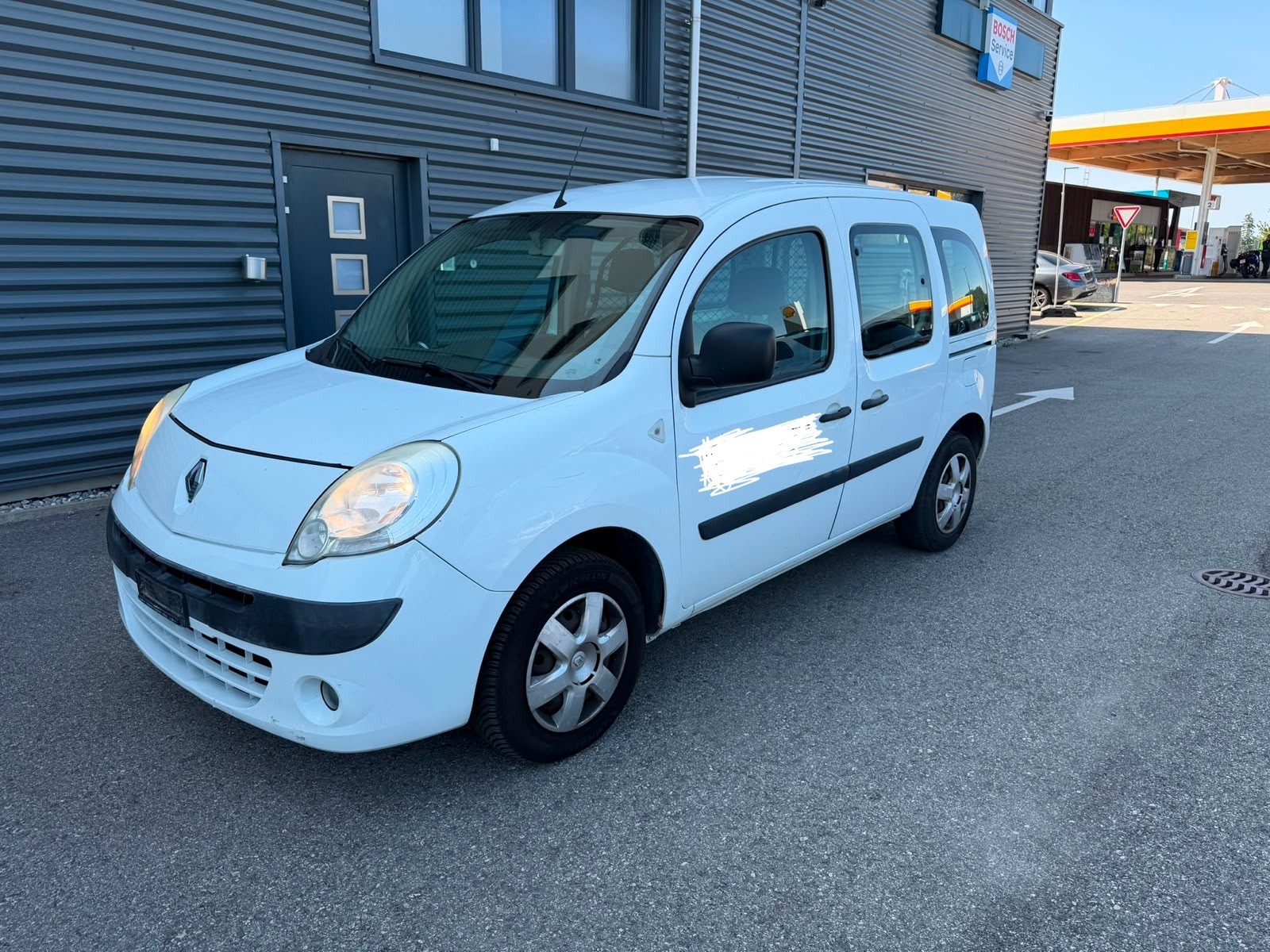 RENAULT Kangoo 1.6 16V Dynamique Automatic-image-0