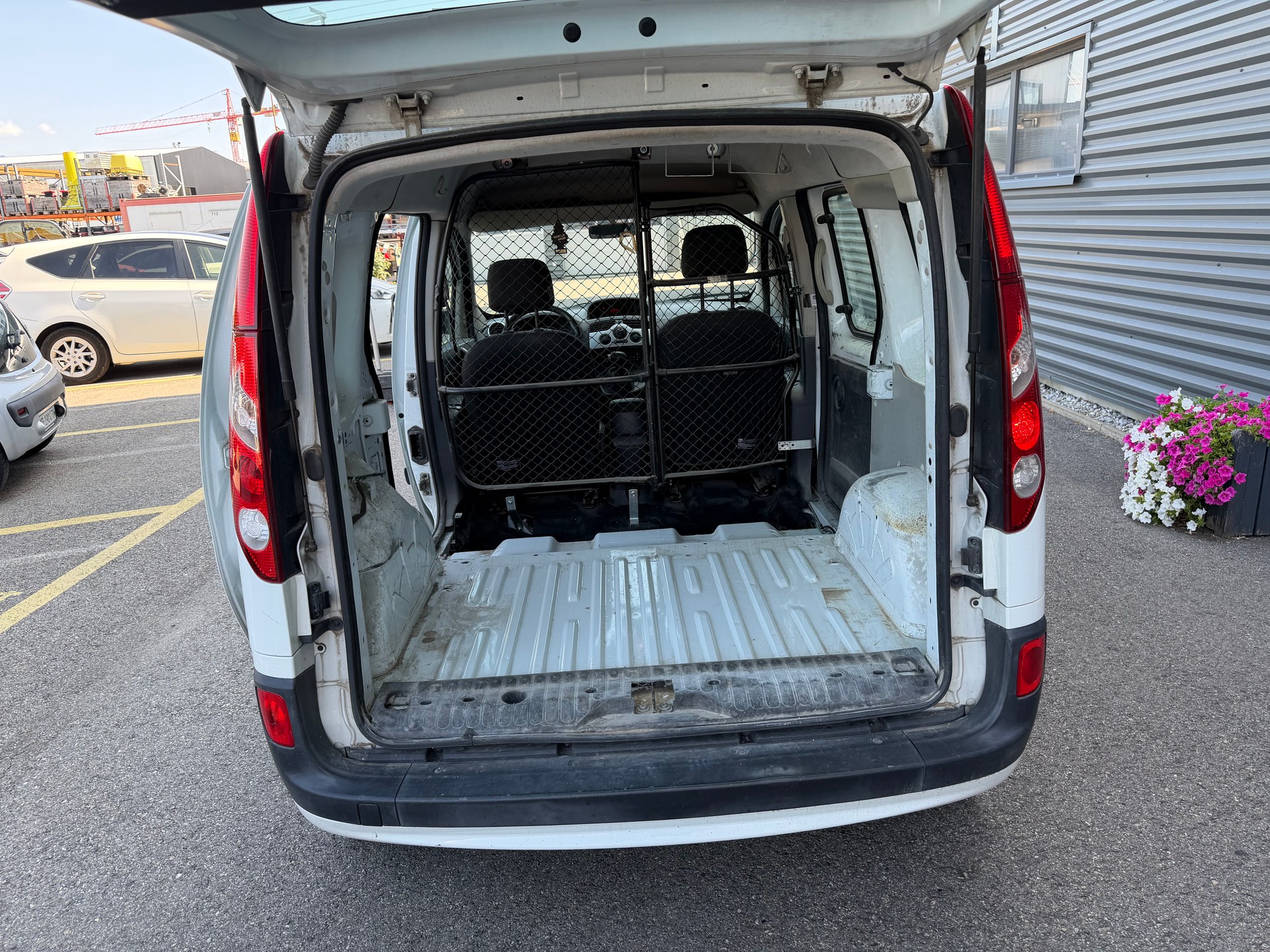 RENAULT Kangoo 1.6 16V Dynamique Automatic-image-3