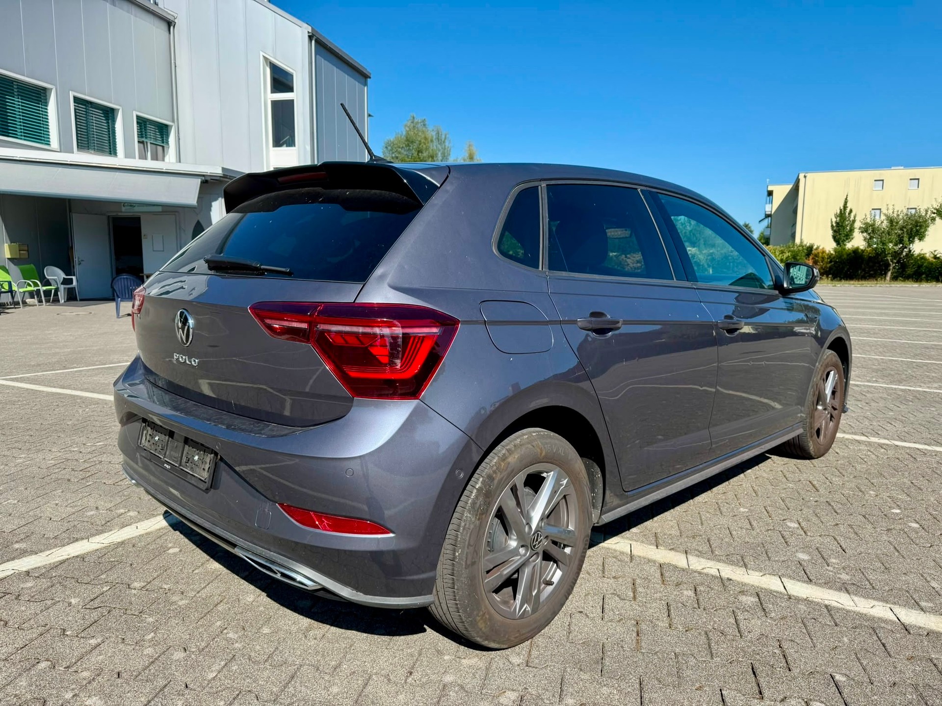 VW Polo 1.0 TSI R-Line DSG-image-2