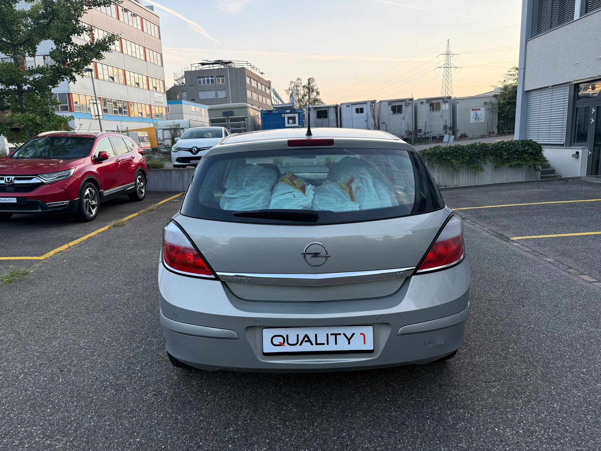 OPEL Astra 1.8i 16V Sport-image-4
