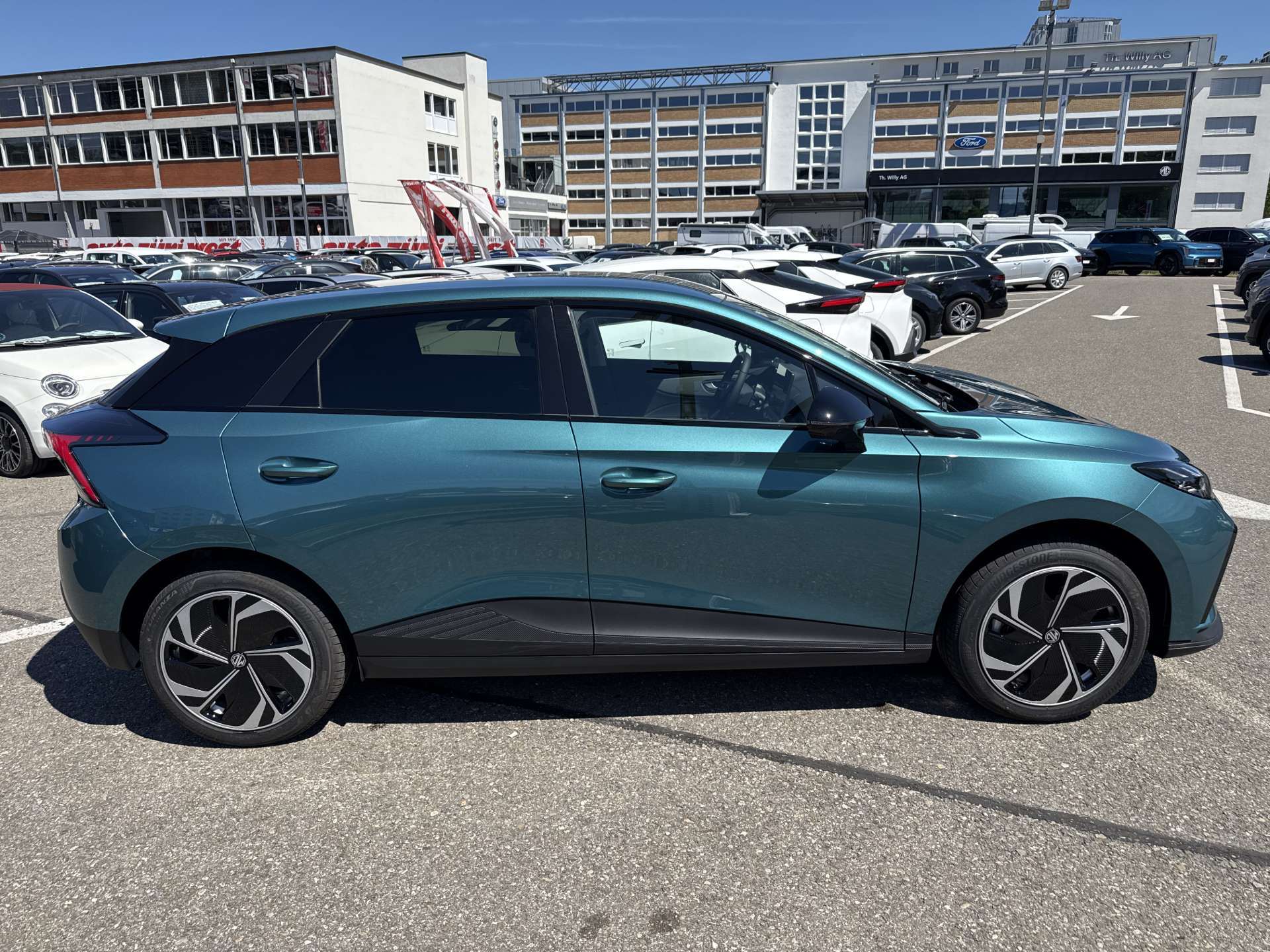 MG 4 EV 64kWh Premium Facelift Automat-image-10