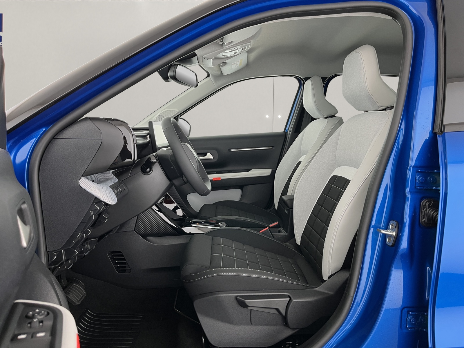 CITROEN C3 1.2 Hybrid Max-image-7
