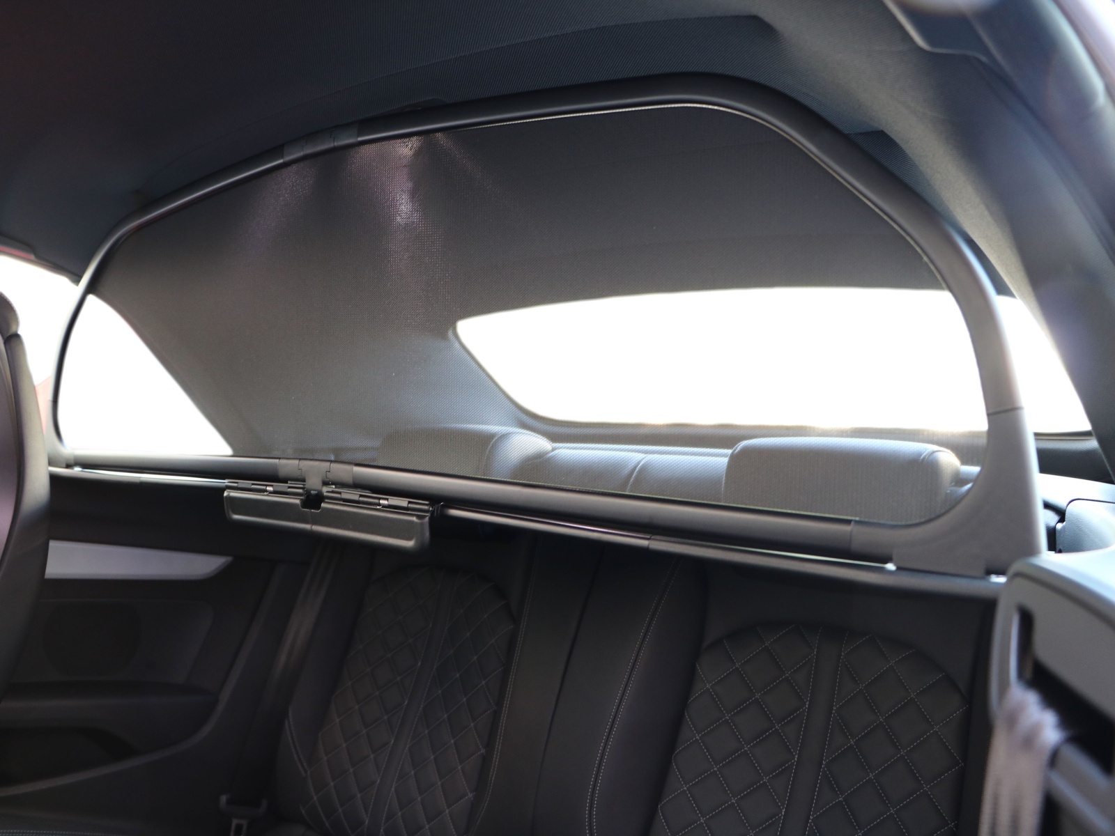 AUDI S5 Cabriolet 3.0 TFSI quattro tiptronic-image-17