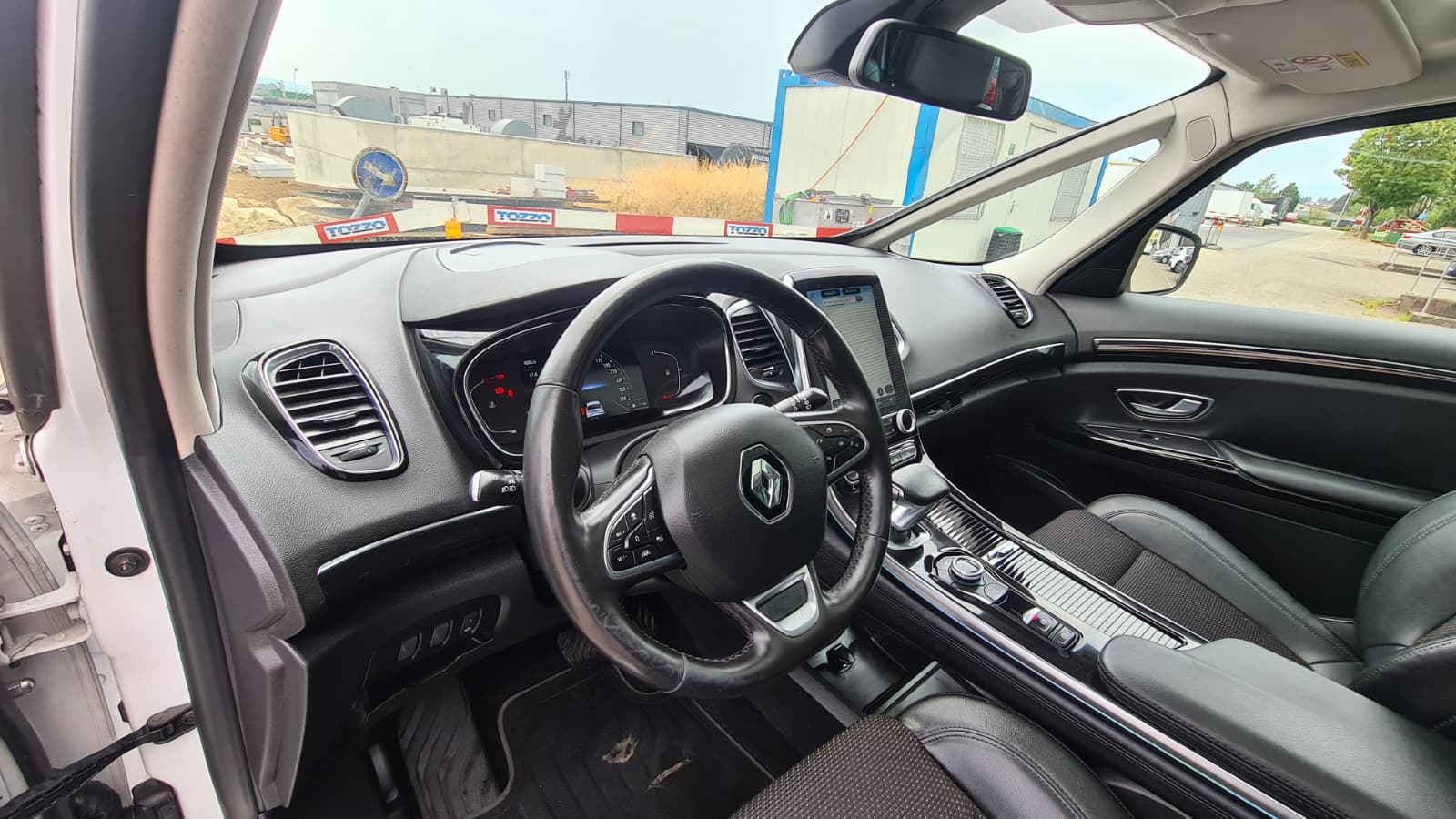 RENAULT Espace 2.0 dCi Intens EDC 6 ** Teil-Leder ** Gr-Navi ** RF-Kamera ** Lenkrad Heizung ** H.Up Disp ** Schiebedach ** Ab MFK **-image-15