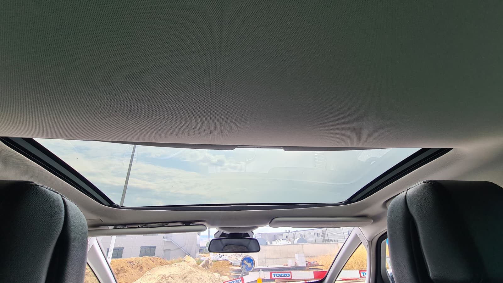 RENAULT Espace 2.0 dCi Intens EDC 6 ** Teil-Leder ** Gr-Navi ** RF-Kamera ** Lenkrad Heizung ** H.Up Disp ** Schiebedach ** Ab MFK **-image-19