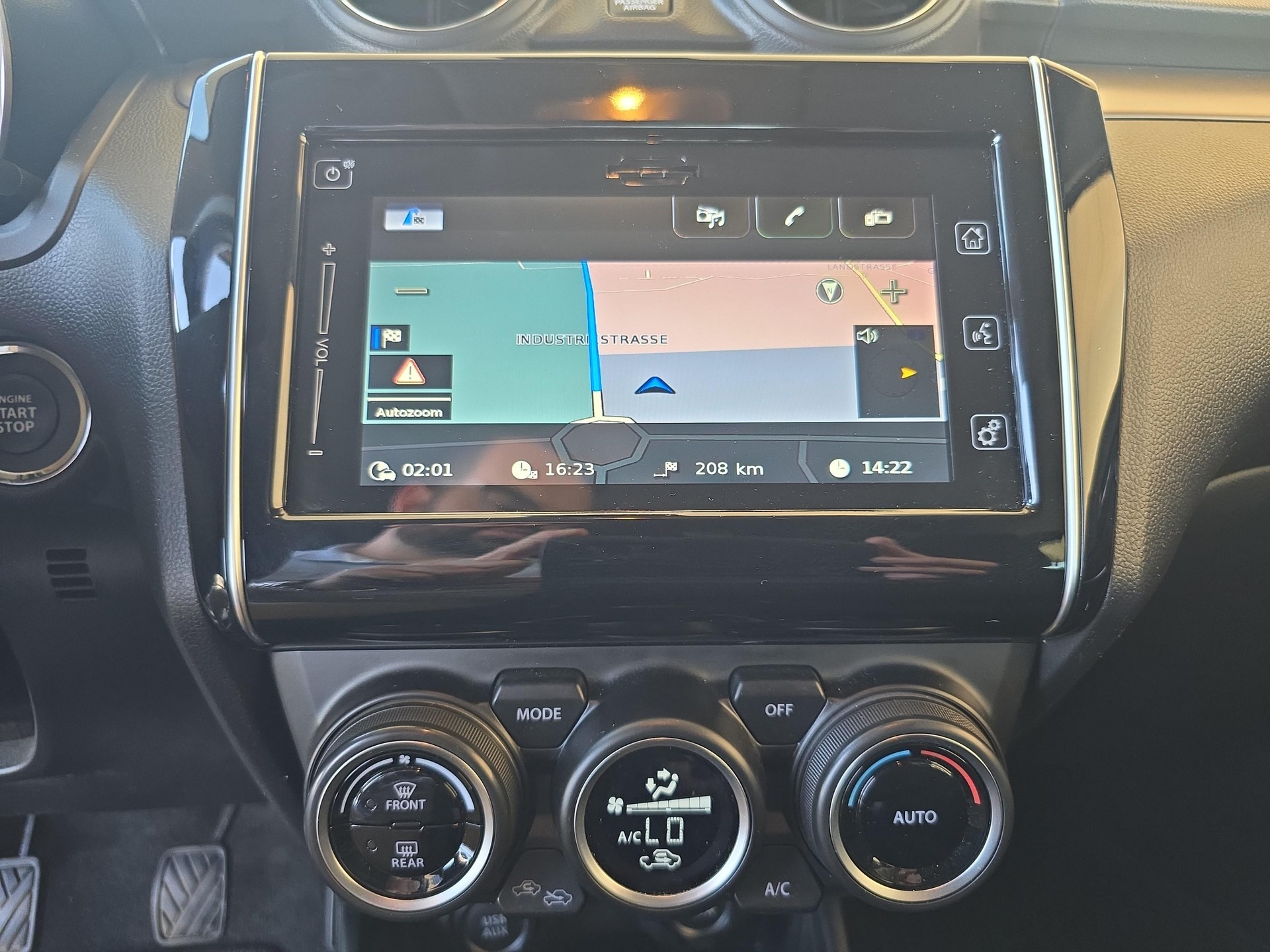 SUZUKI Swift 1.2 Piz Sulai Top Hybrid 4x4-image-14