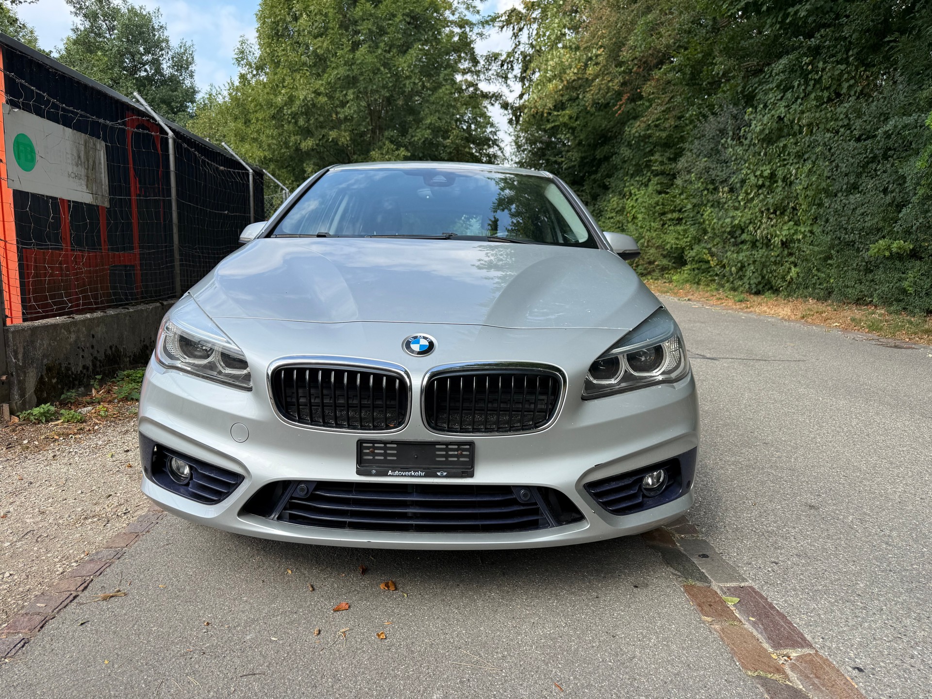BMW 220i Active Tourer Sport Line Steptronic-image-0