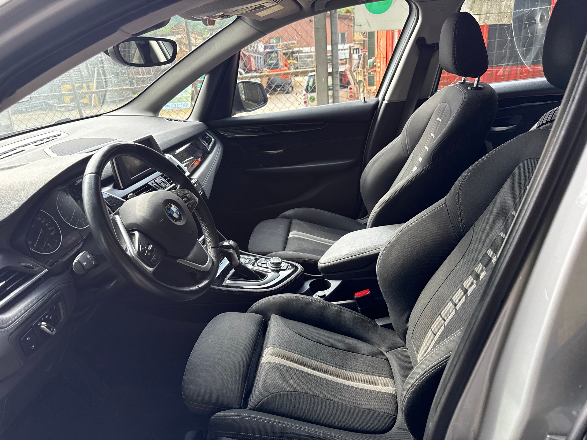 BMW 220i Active Tourer Sport Line Steptronic-image-7