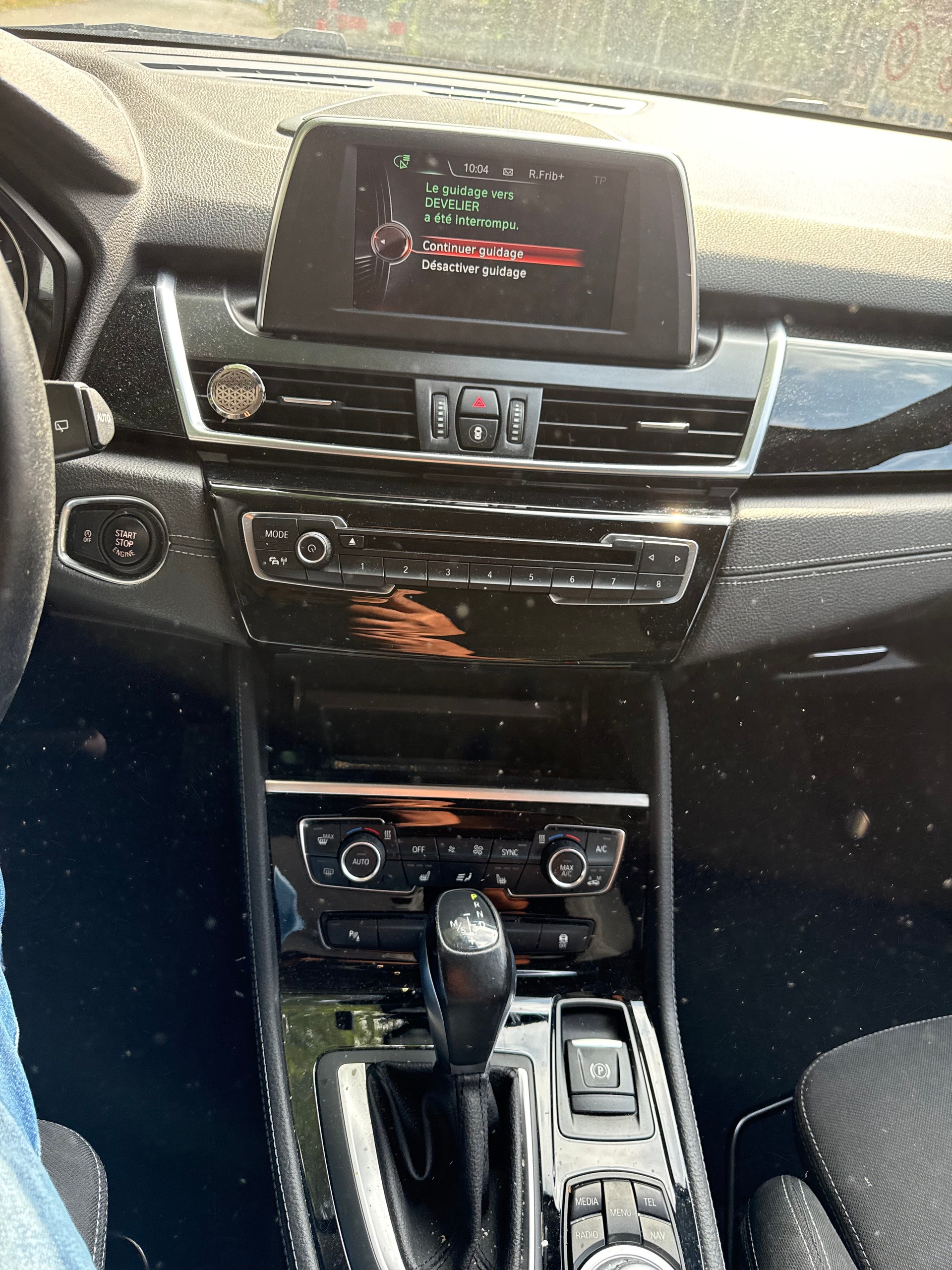 BMW 220i Active Tourer Sport Line Steptronic-image-8