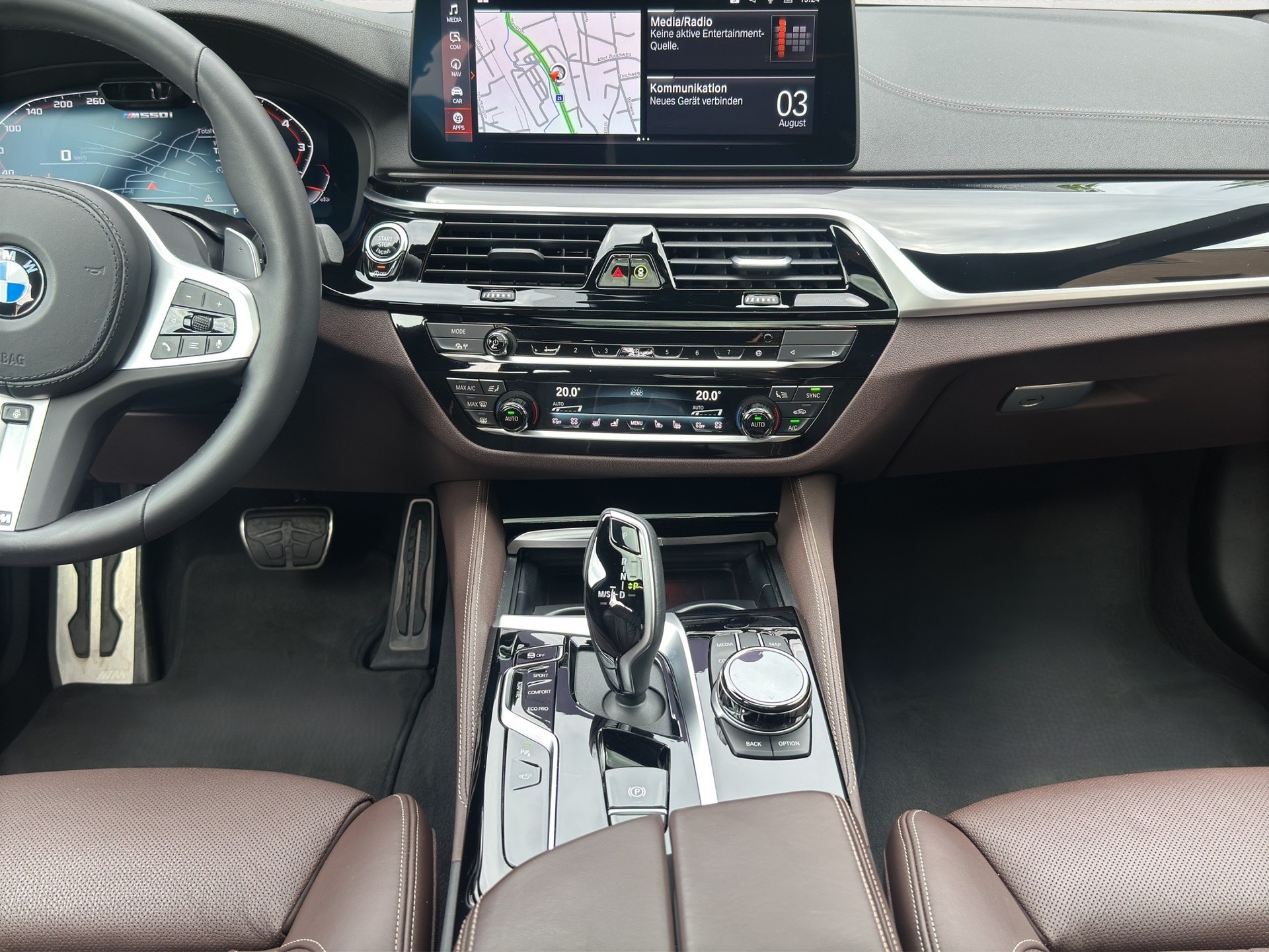 BMW M550i xDrive FACLIFT Exclusiv AHK / Standheizung / ACC-image-21