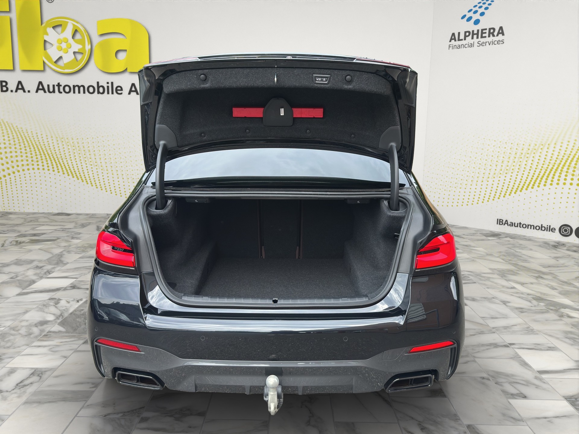 BMW M550i xDrive FACLIFT Exclusiv AHK / Standheizung / ACC-image-8