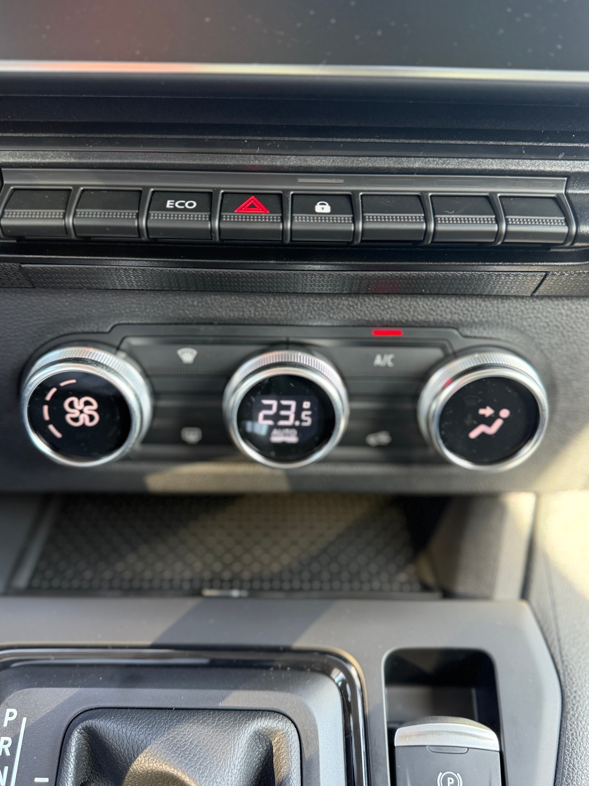 RENAULT Kangoo Van EV45 Standard 22kW Extra-image-12