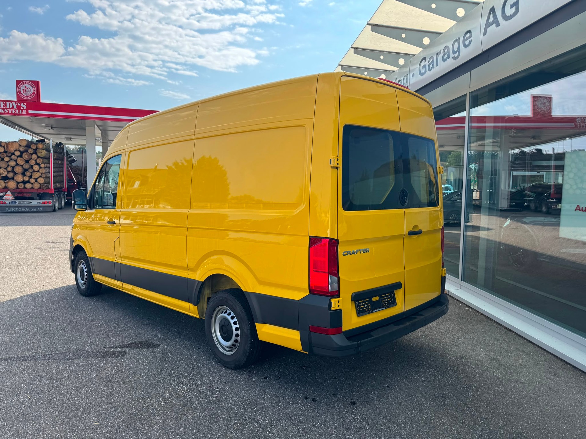 VW Crafter 35 2.0 TDI L3 Hochdach Automat-image-2