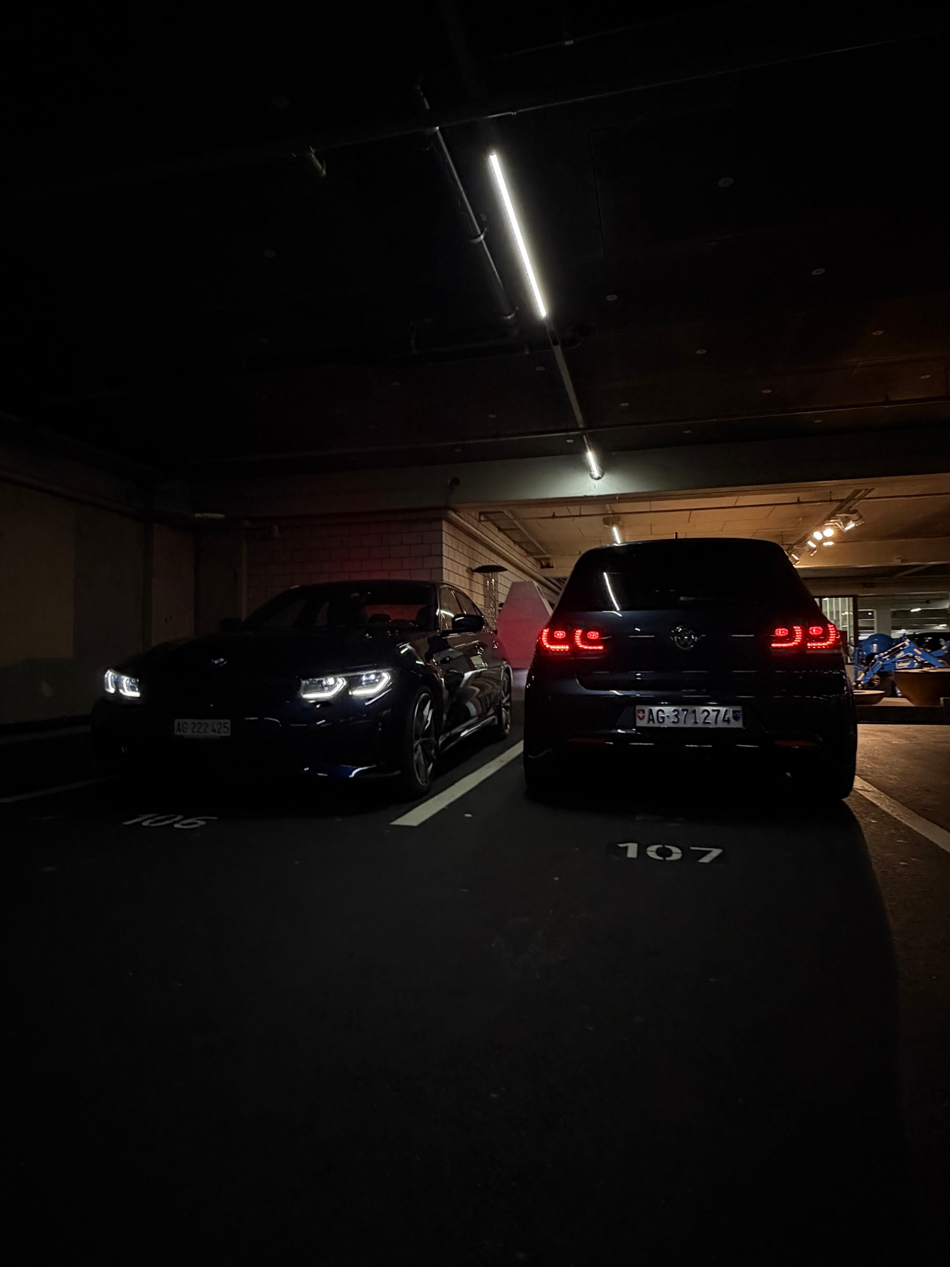 VW 2.0 TSI R DSG 4motion-image-3