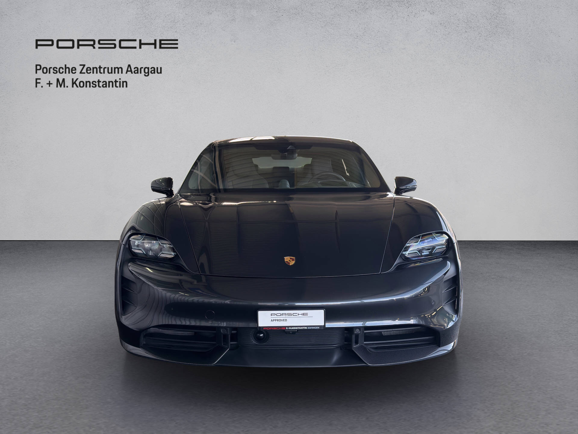 PORSCHE Taycan Turbo-image-1