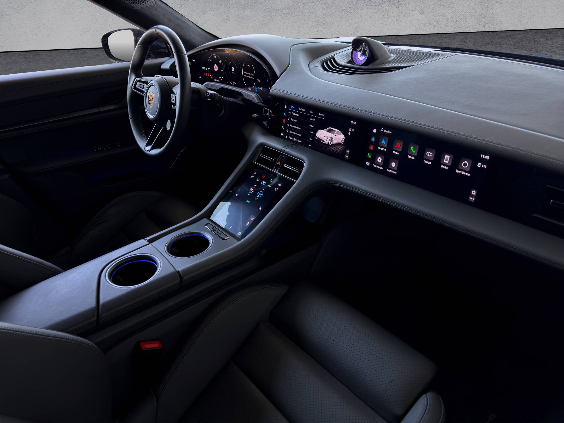 PORSCHE Taycan Turbo-image-7