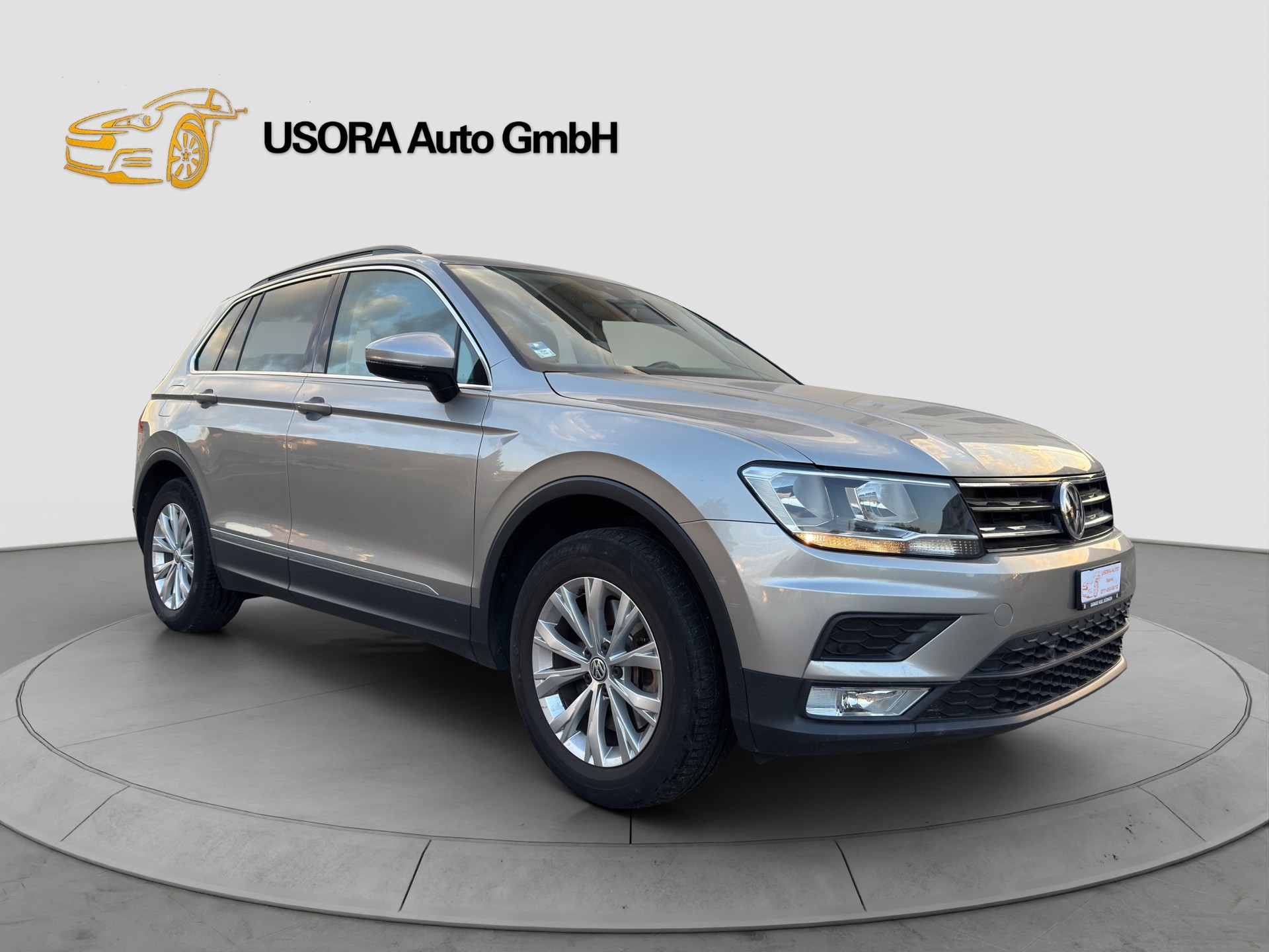 VW Tiguan 2.0TSI Highline 4Motion DSG-image-2