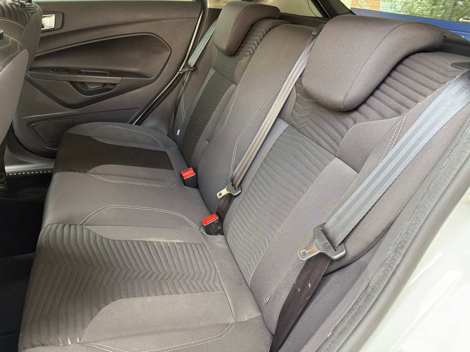 FORD Fiesta 1.0 SCTi Titanium-image-11
