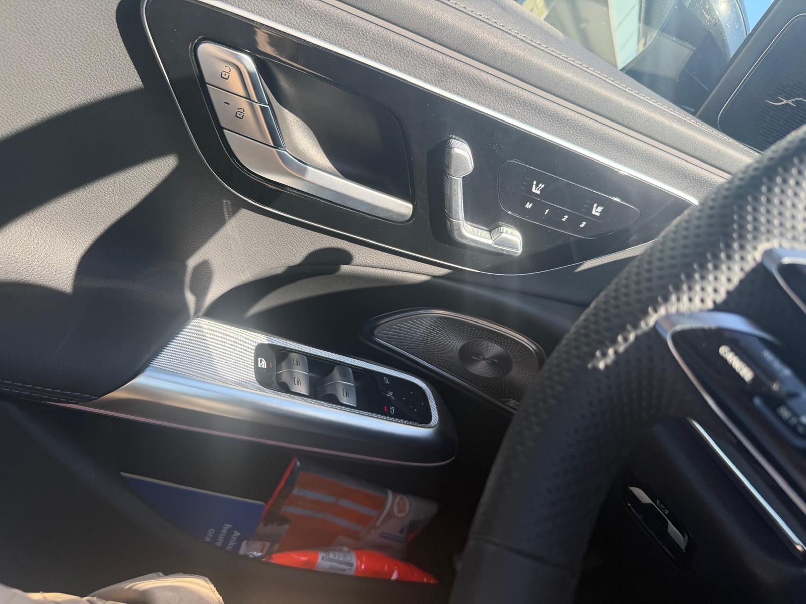 MERCEDES-BENZ E 220 d T 4Matic 9G-Tronic-image-14