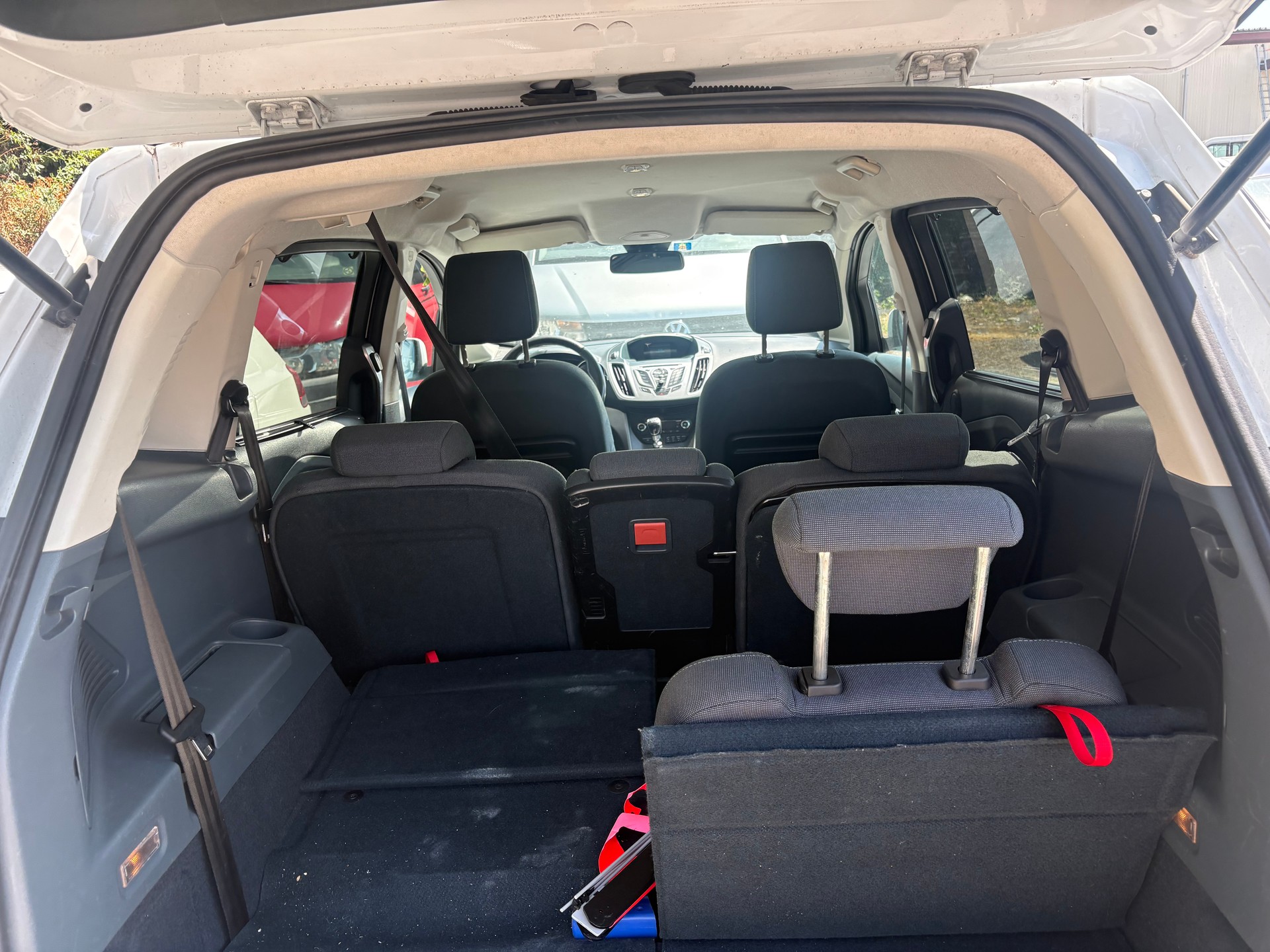 FORD Grand C-Max 1.0 SCTi KNIE-Edition-image-7