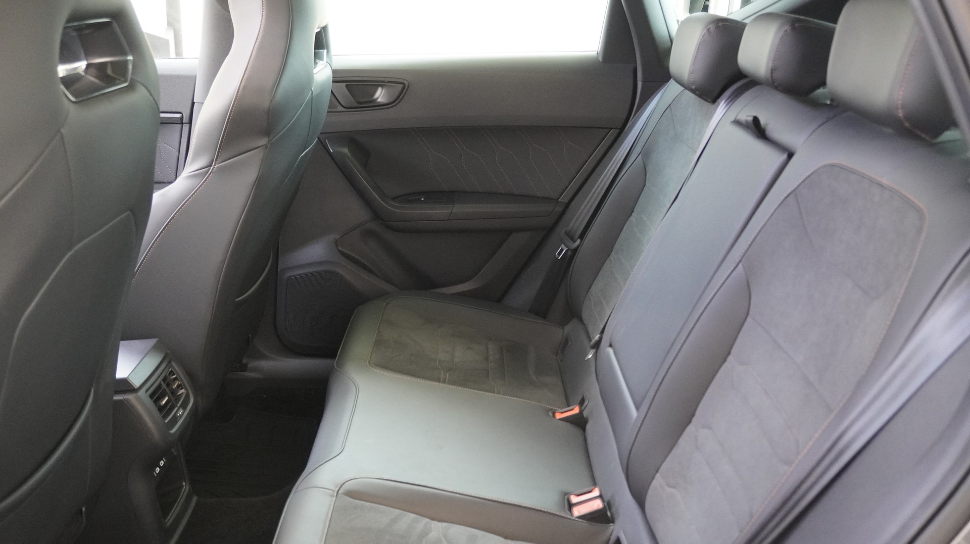 CUPRA ATECA-image-4