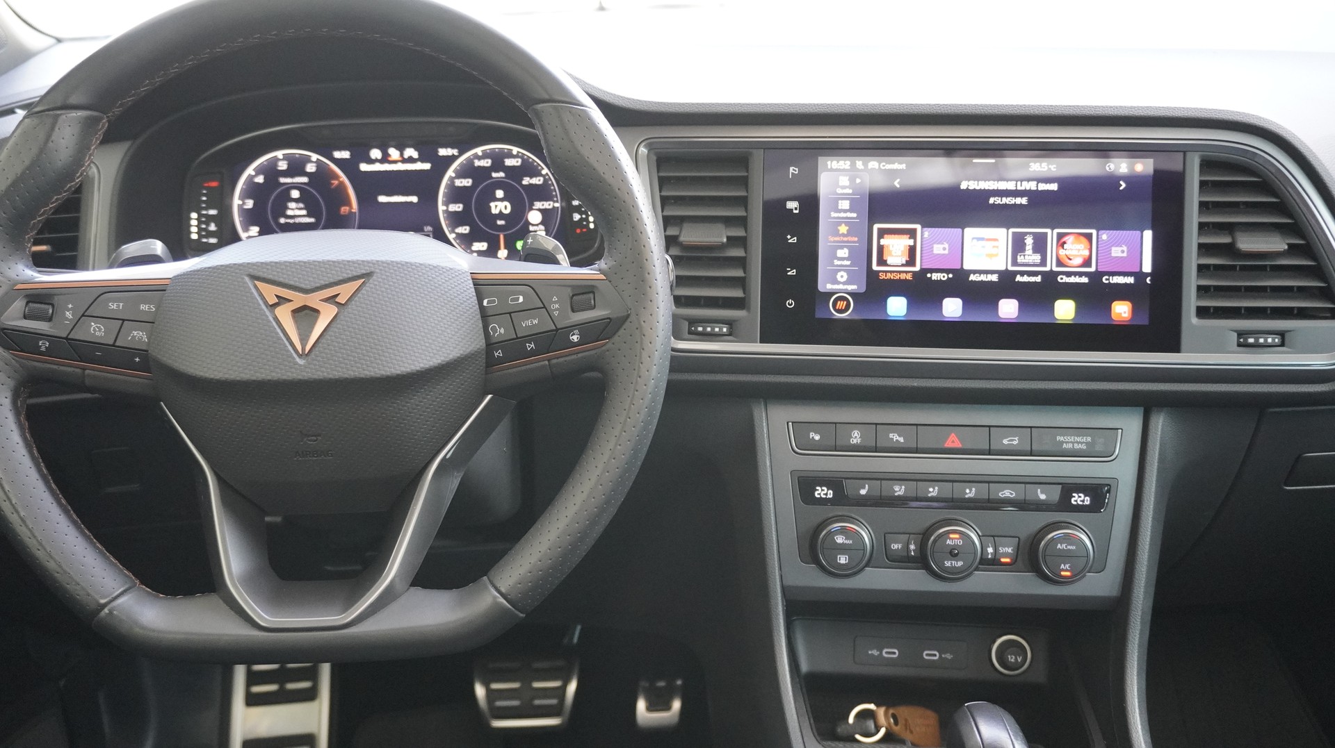 CUPRA ATECA-showroom-element-2