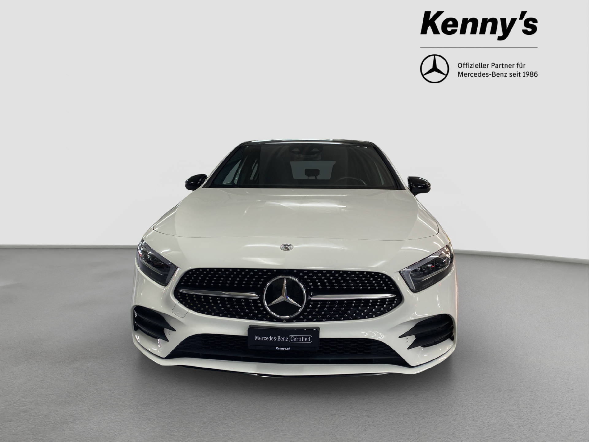 MERCEDES-BENZ A 180 AMG Line-image-1