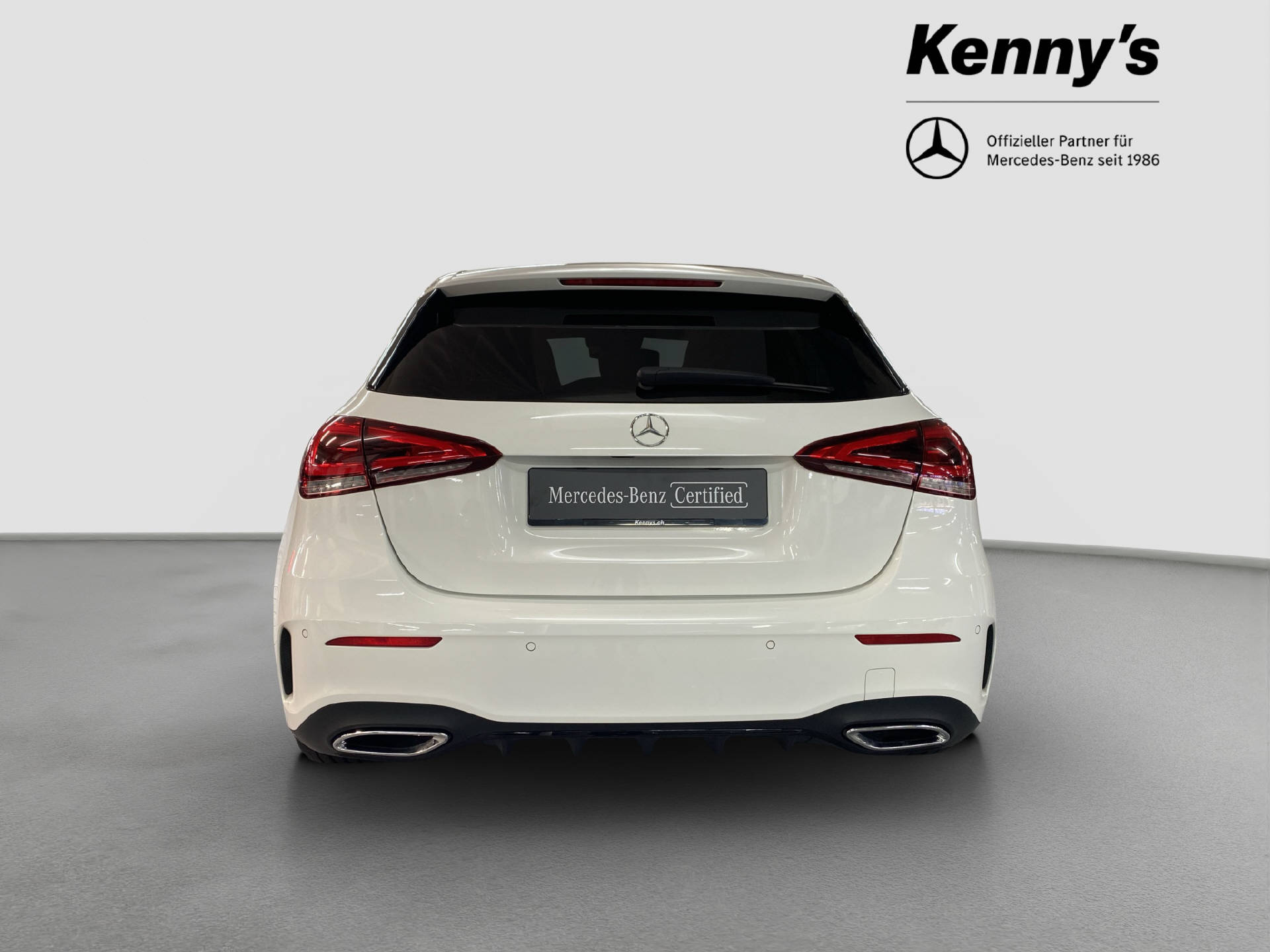 MERCEDES-BENZ A 180 AMG Line-image-4